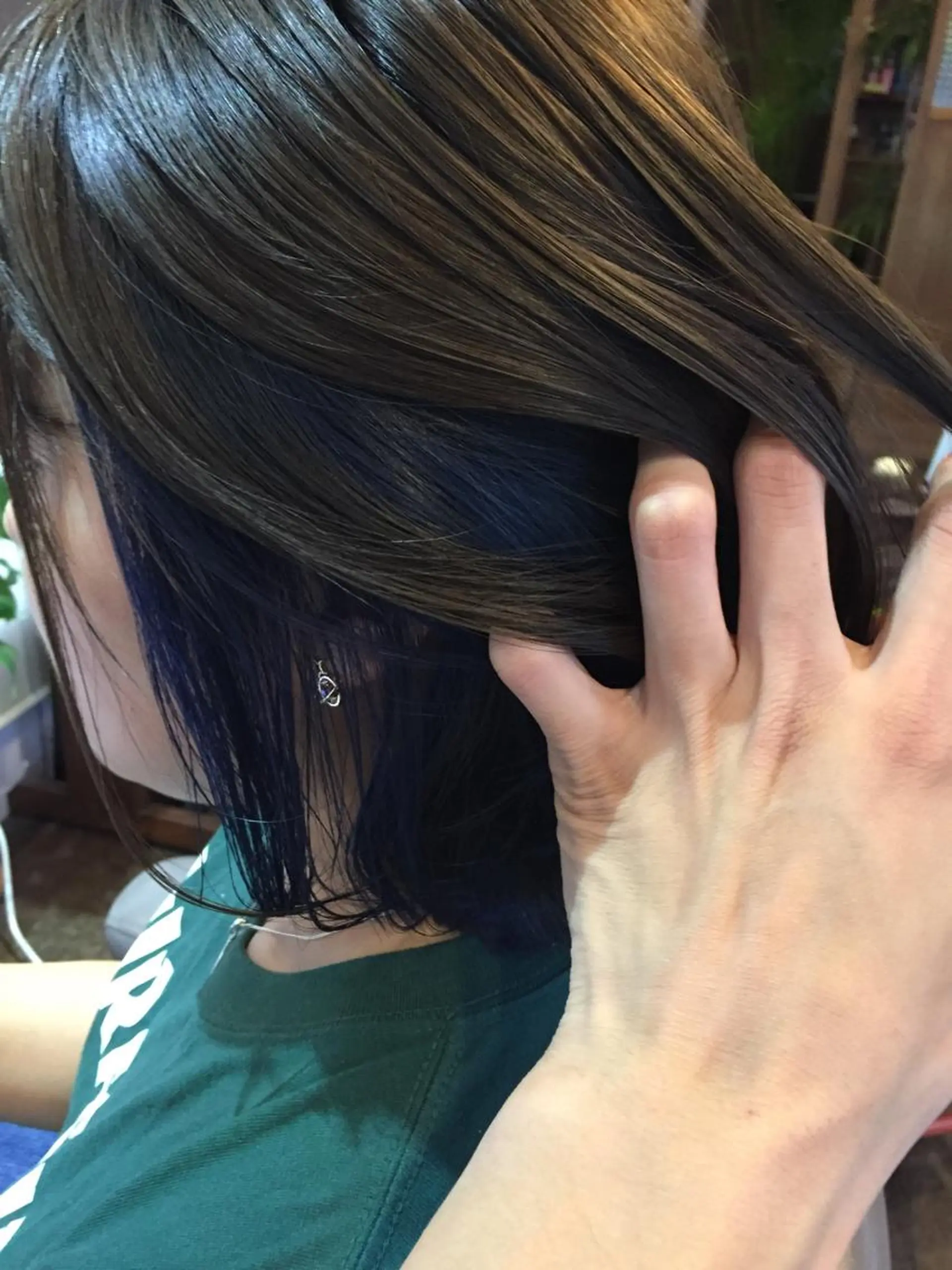 ショート カラー ブルーカラー 原宿サロン代表 デザインカラー伊藤卓のヘアスタイル