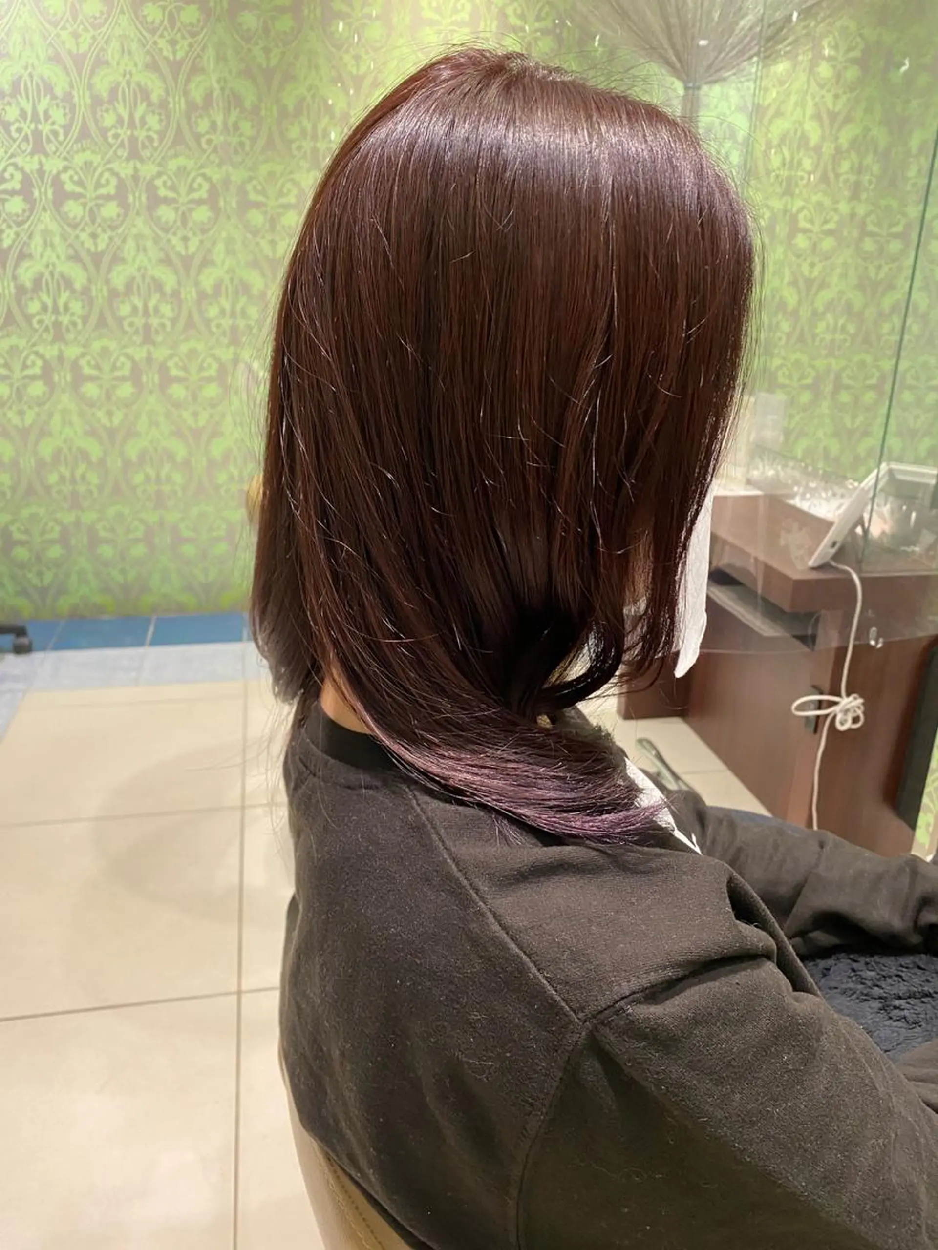 セミロング カラー ブリーチ インナーカラー ヘアカラー フルカワ ノゾミのヘアスタイル