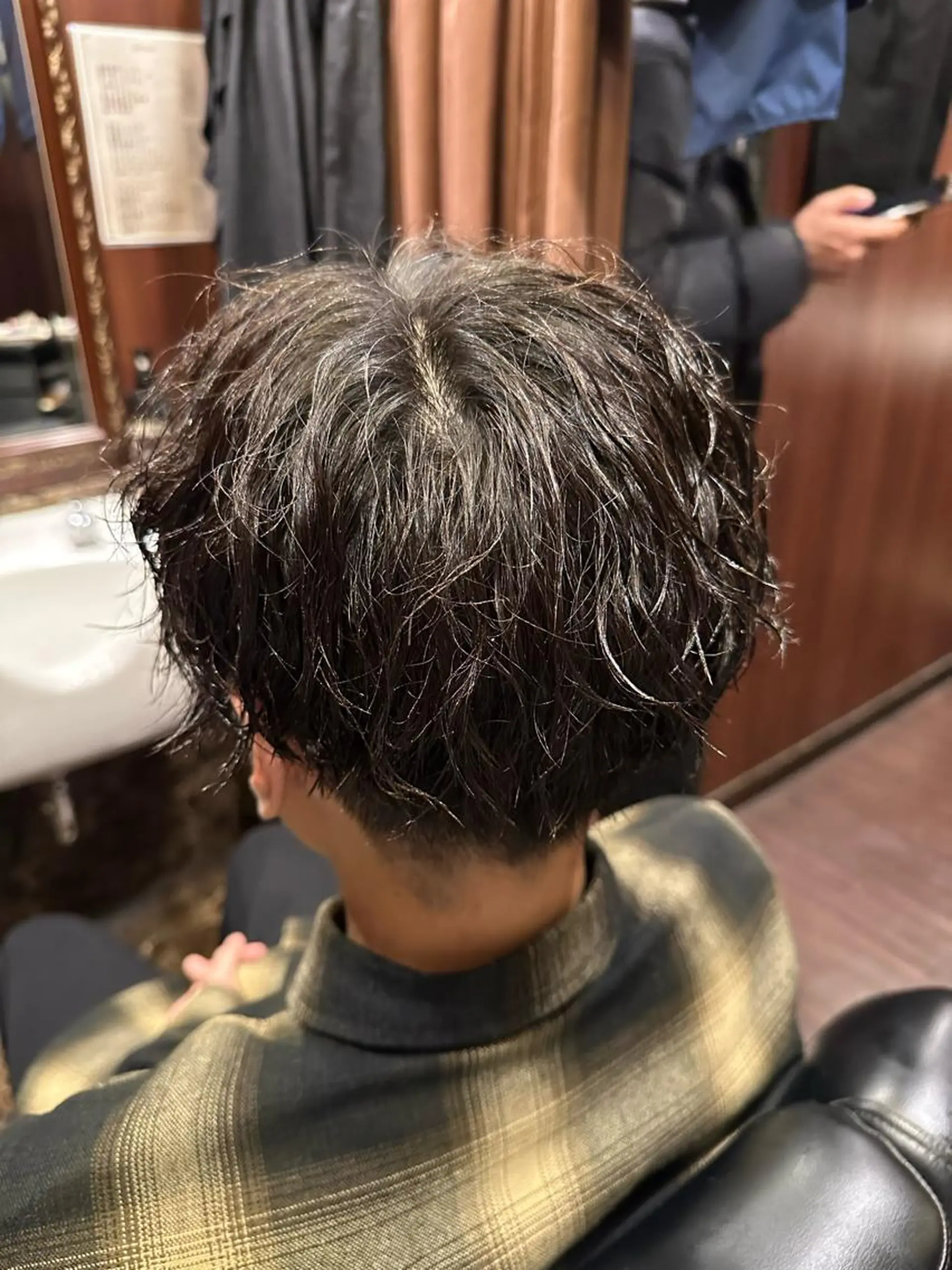 ショート パーマ メンズ ヒロ銀座プレミアムバーバー所属・尾島 杏香のヘアスタイル