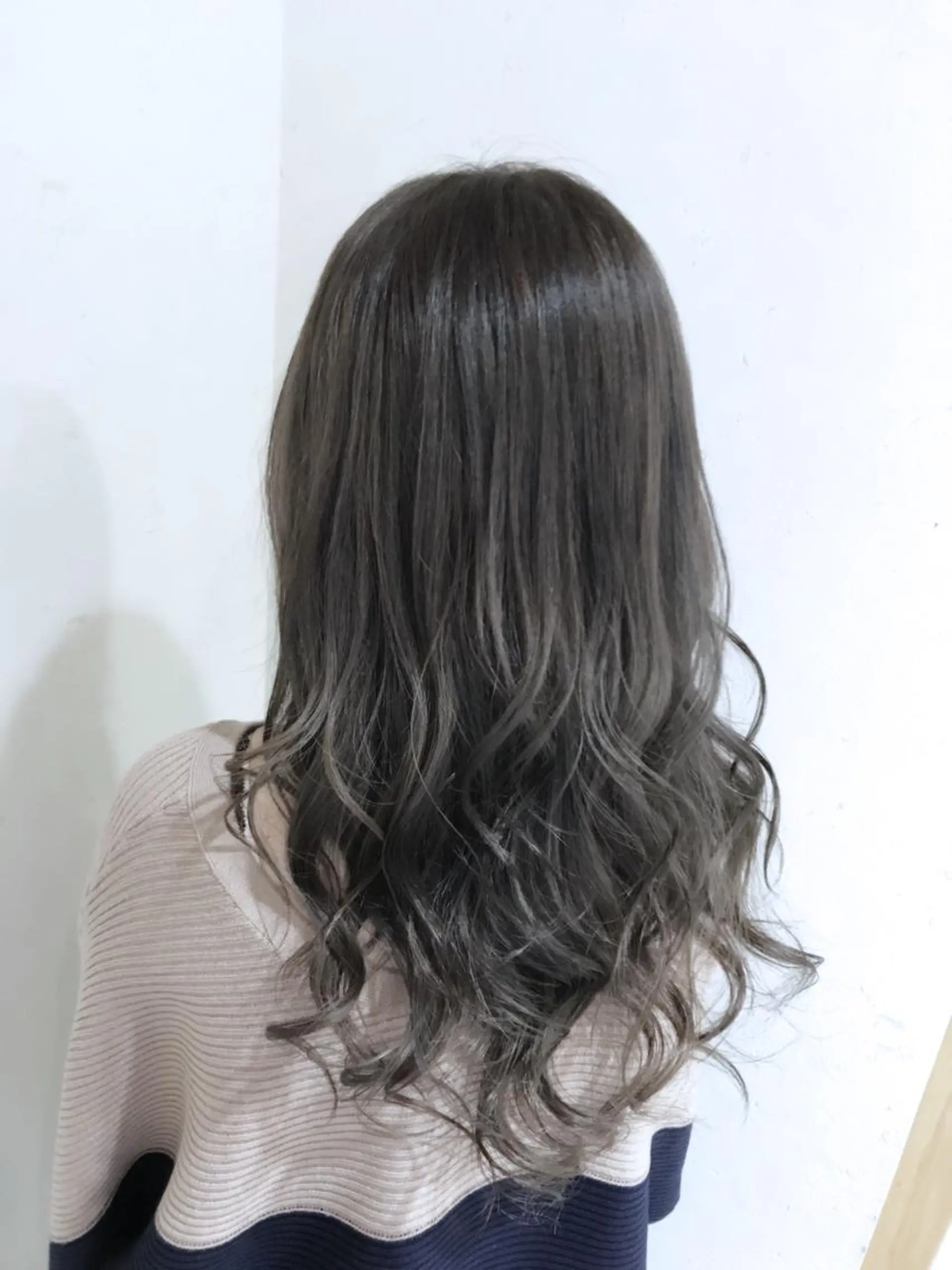 ロング カラー パーマ ヘアアレンジ メンズ キッズ ネイル マツエク・マツパ カット ヘアカラー トリートメント バレイヤージュ/ 髪質改善/渡邉悟🌱のヘアスタイル