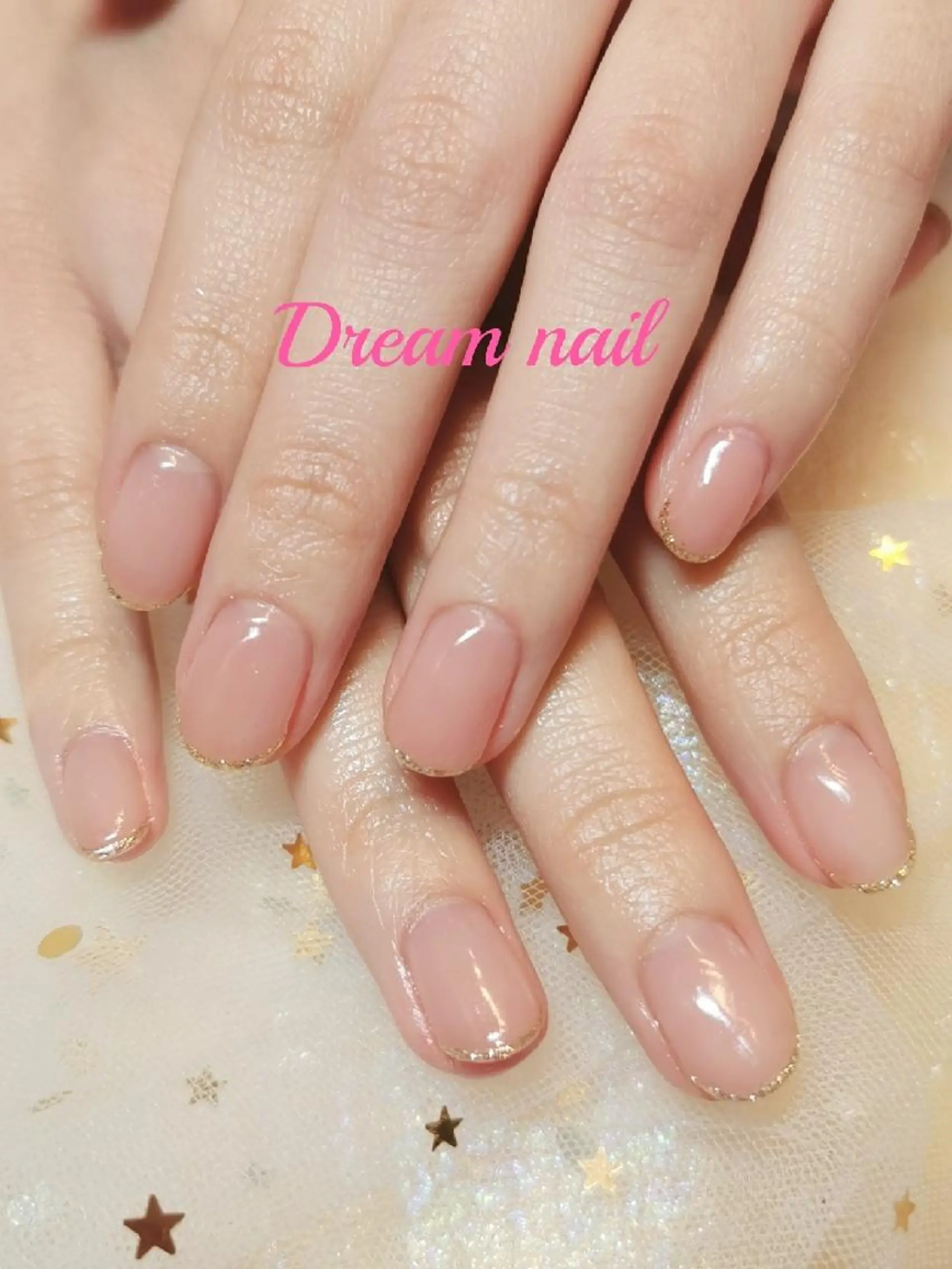 ショート ネイル フレンチネイル ラメ(グリッター) ネイリストゆか💅 長さだし、深爪矯正のネイルデザイン