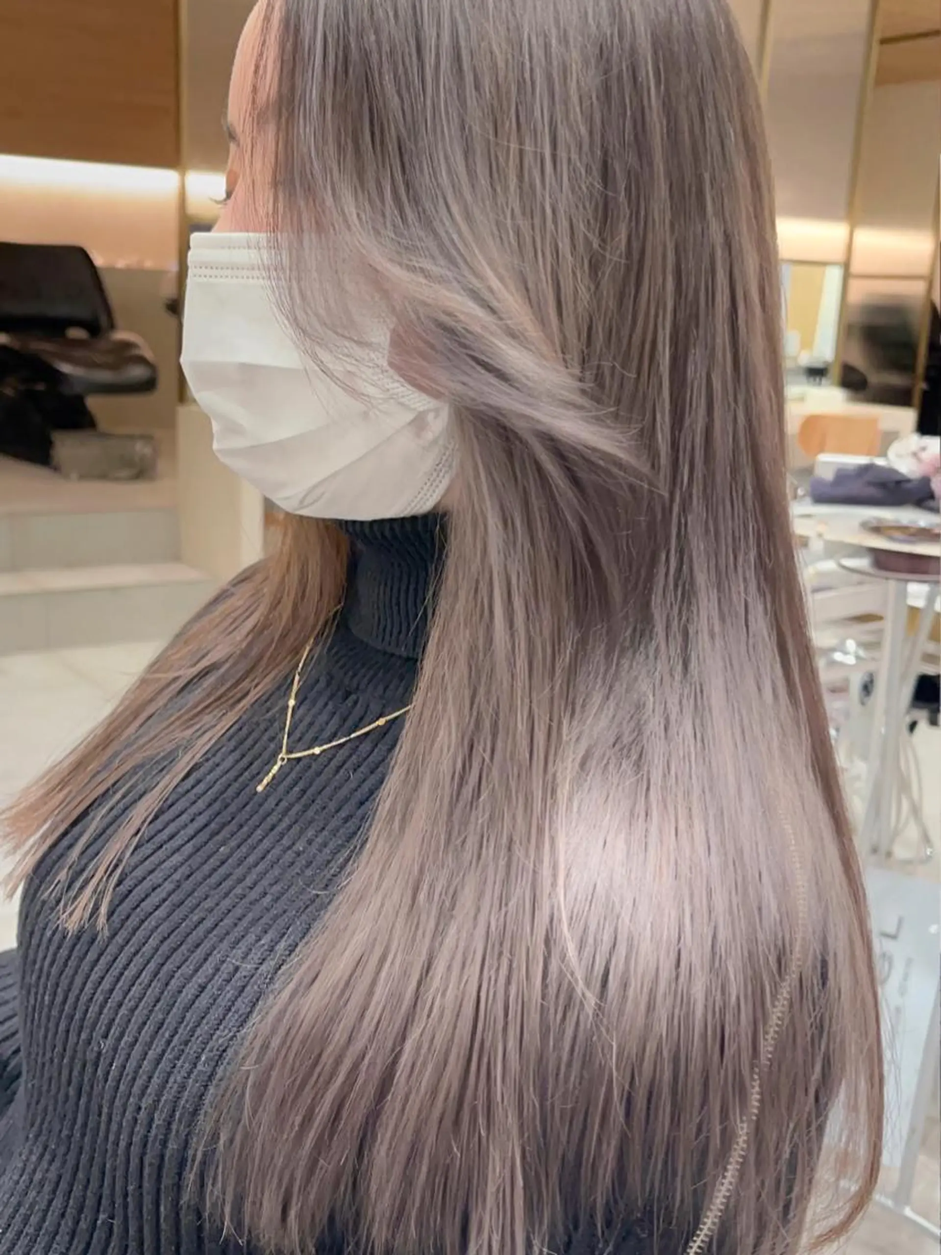 ロング カラー アディクシーカラー ベージュカラー 透明感カラー イヤリングカラー グレージュ ヘアカラー トリートメント 顔周り特化/韓国ヘア /レイヤー/吉野幸大のヘアスタイル