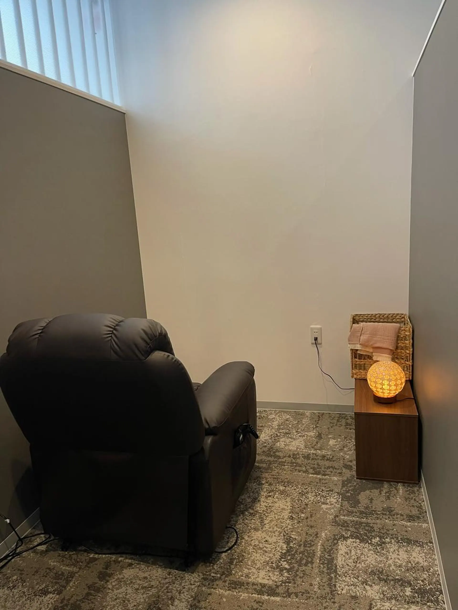 マツエク・マツパ embellie アンベリー所属・アン ベリーのエステ・リラクイメージ