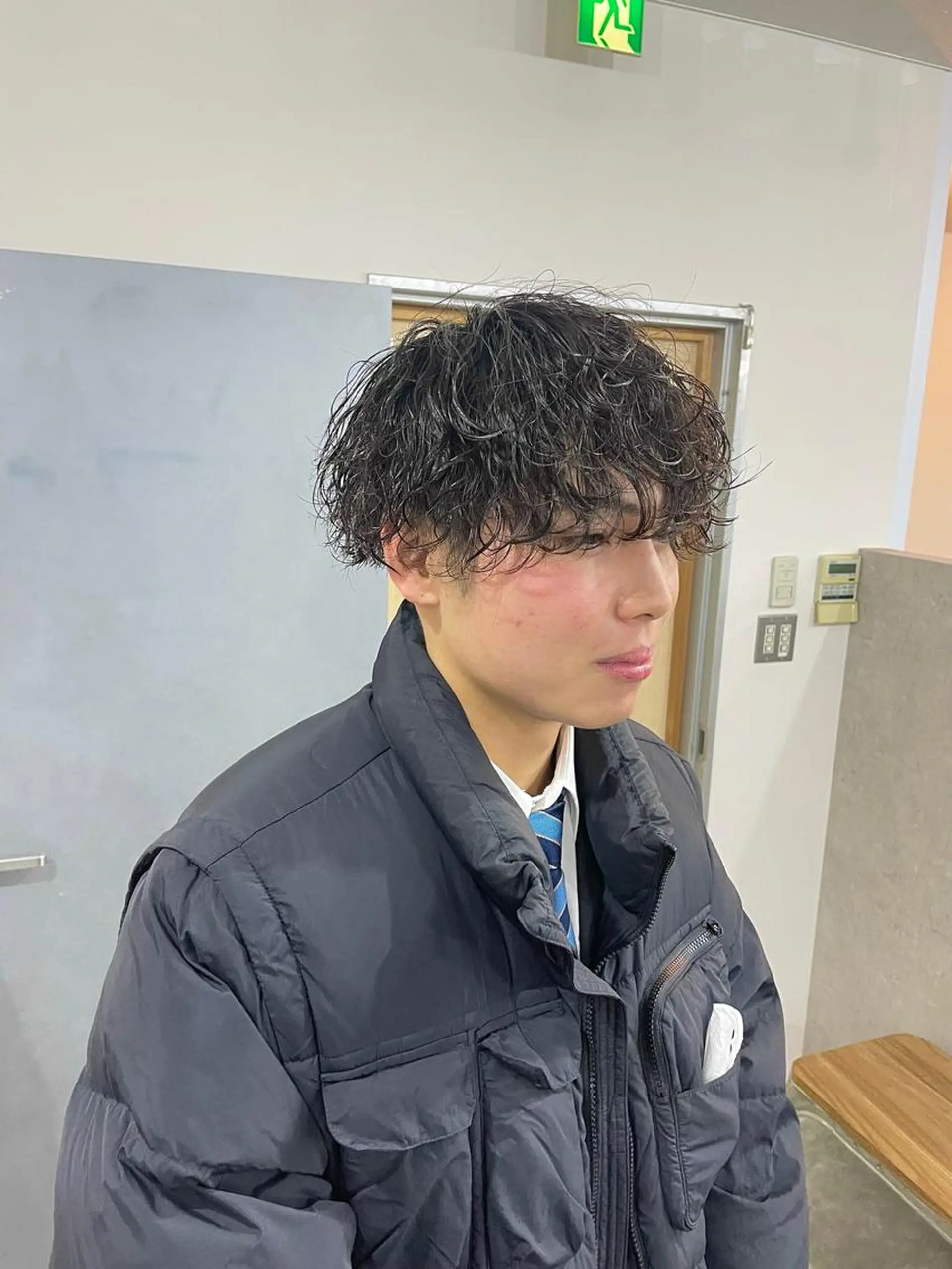 ミディアム カラー パーマ ヘアアレンジ メンズ キッズ ネイル マツエク・マツパ アイブロウ メンズバレイヤージュ メンズブリーチ メンズハイライト メンズインナーカラー メンズ韓国風 カット パーマ ヘアセット eir心斎橋店所属・エビスザキレン／メン ズ／心斎橋🌳のヘアスタイル