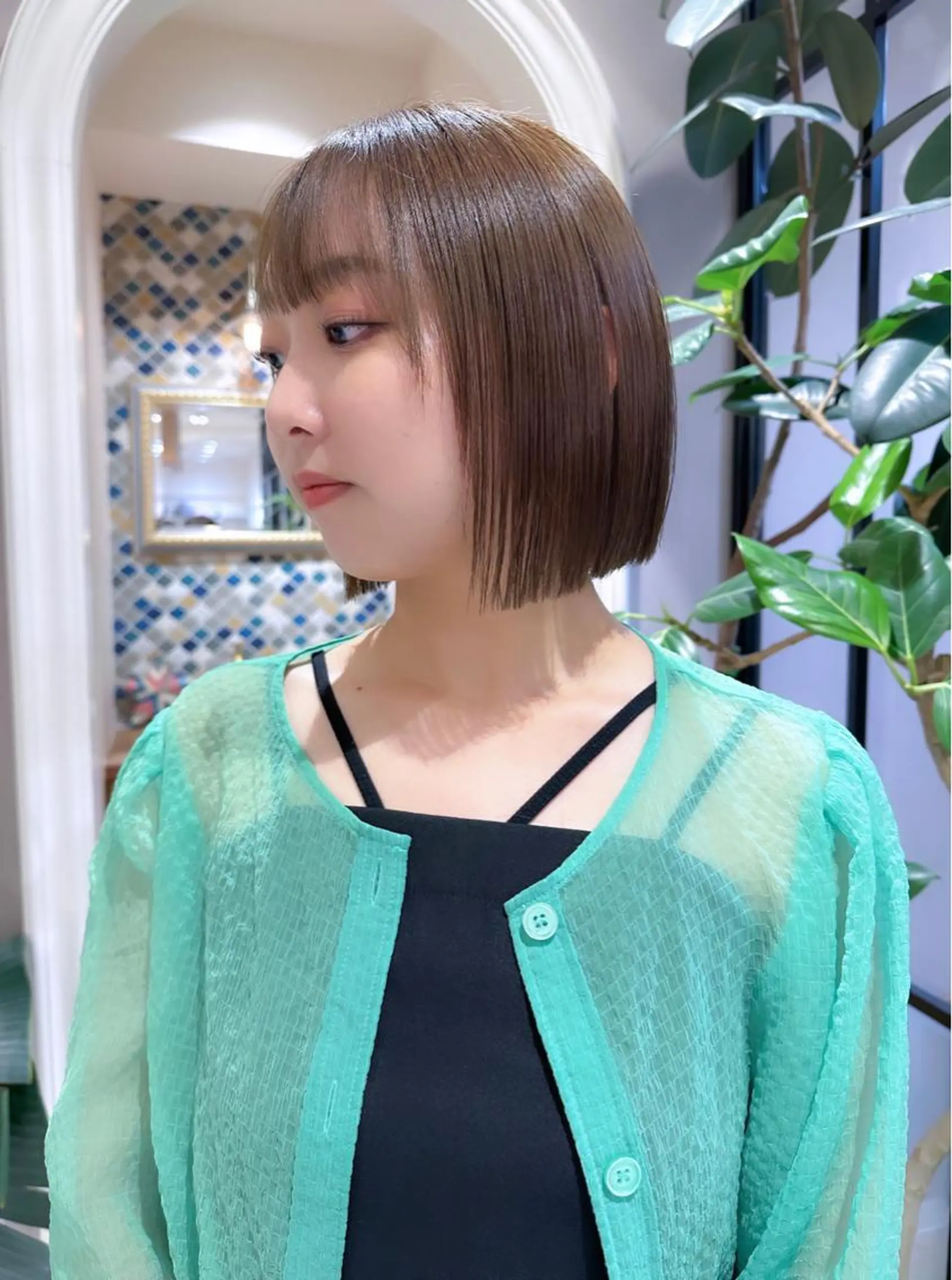 ショート カラー カット ヘアカラー トリートメント レイヤー🇰🇷 韓国ヘア💕トモミのヘアスタイル