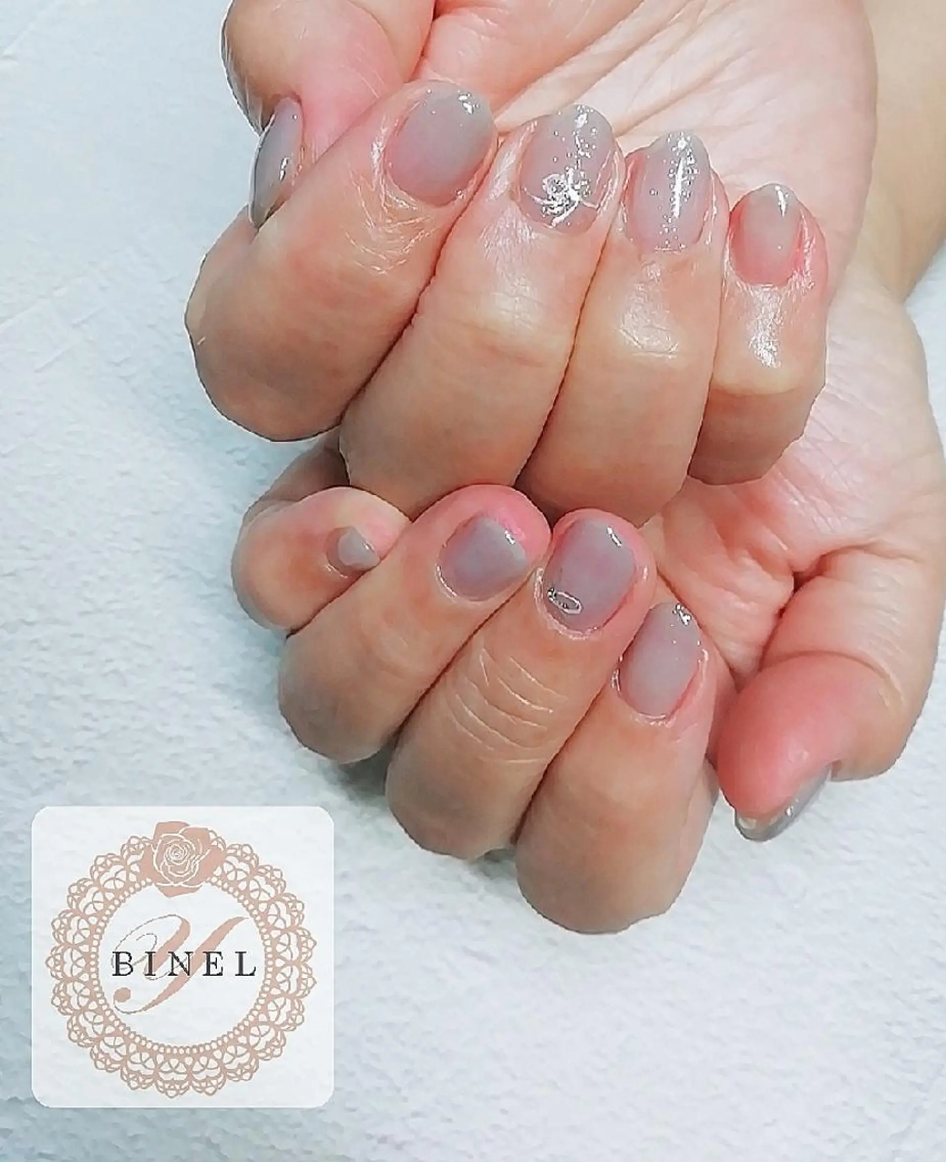 ネイル ワンカラーネイル ハンドネイル Nail Salon Y.BINELのネイルデザイン