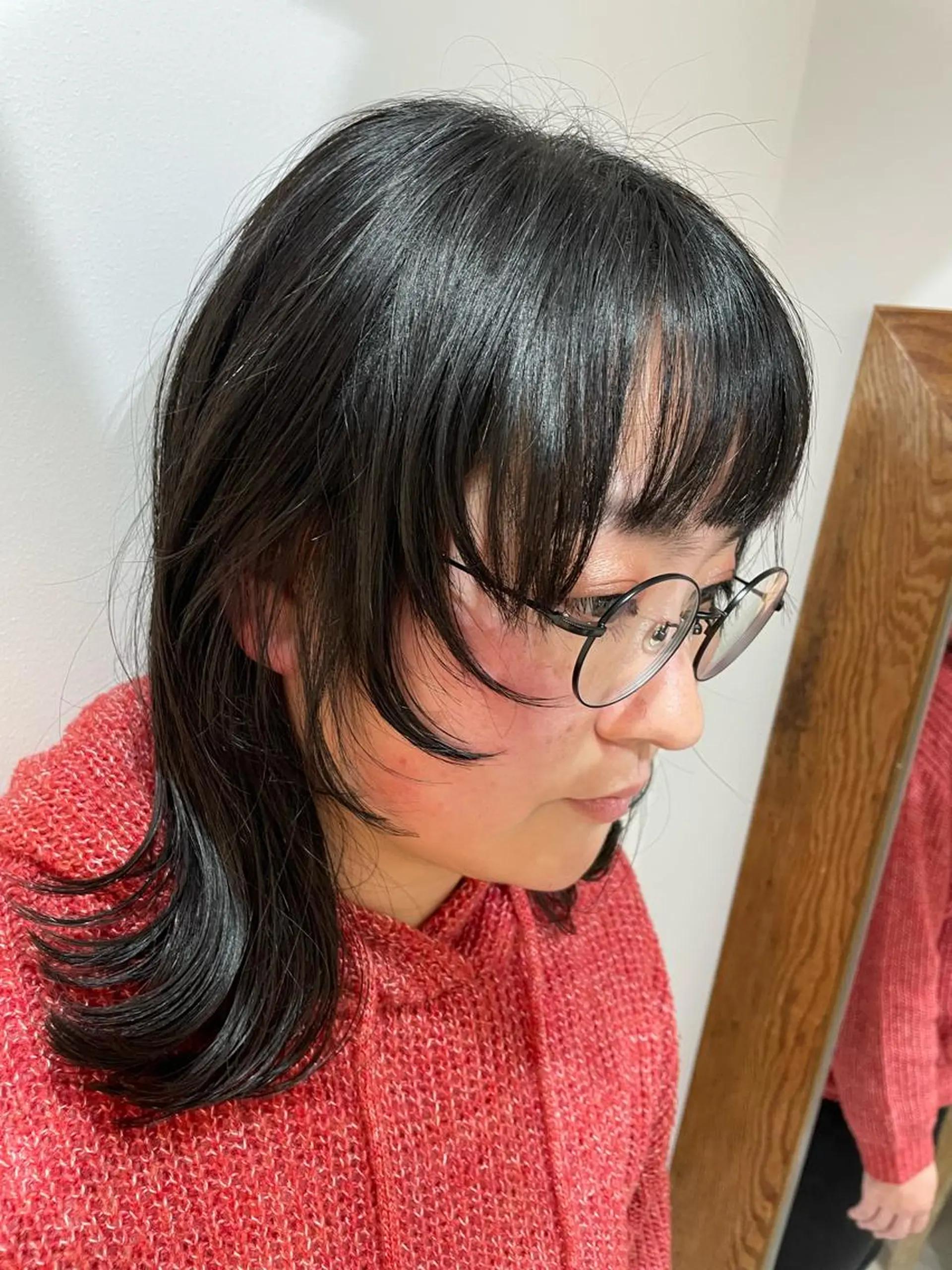 ミディアム 顔まわりレイヤー レイヤーカット ナカムラ イヅミのヘアスタイル