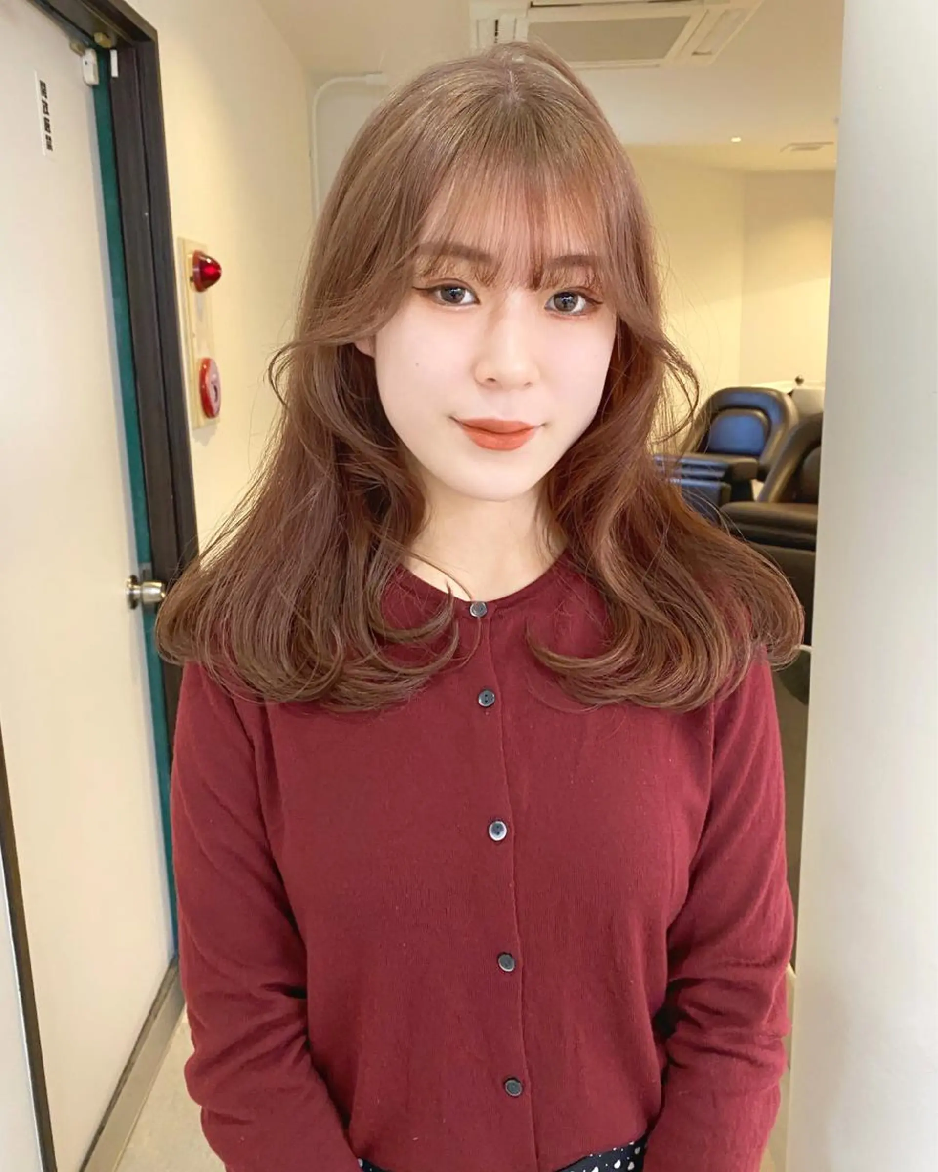 カラー ベージュカラー ブリーチ 透明感カラー ダブルカラー 卒業式のヘアスタイル mizuki/ピンク ベージュ.レイヤーのヘアスタイル