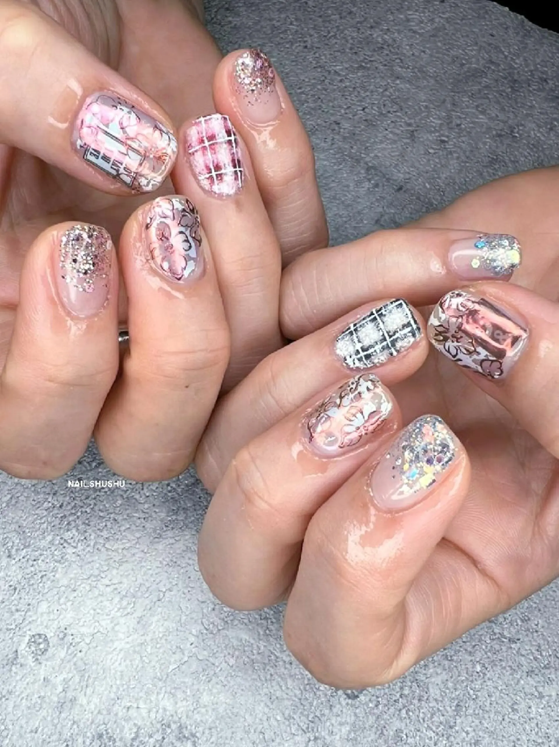 ネイル 3dパーツ/流行り 👧shushu❤️のネイルデザイン