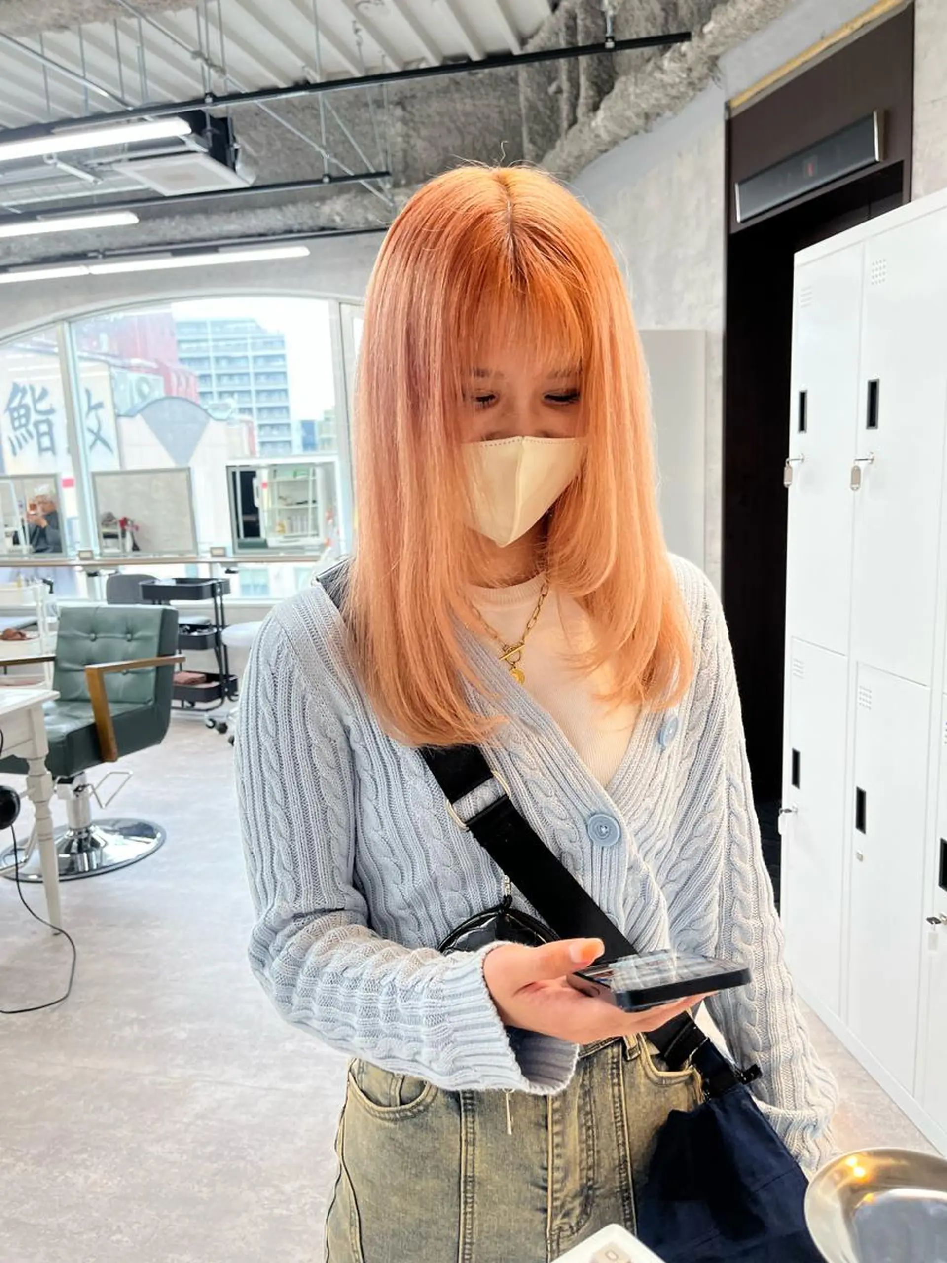 ロング カラー ハイトーン/レイヤー 💜Akaneのヘアスタイル