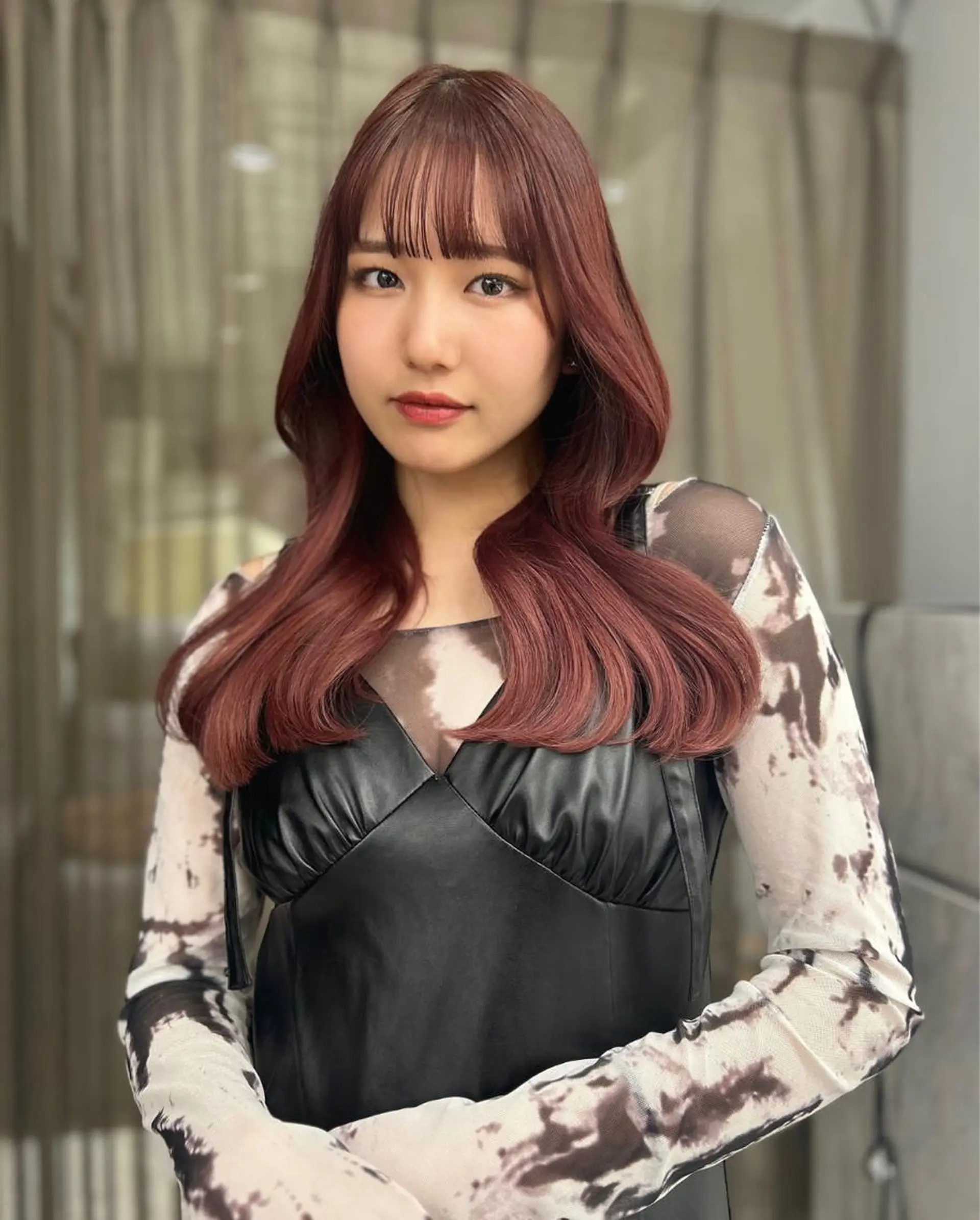 セミロング くびれヘア 韓国風ヘア レイヤーカット ワンホンヘア LEVIJU hair所属・韓国ヘア🕊村上 ののこ🕊のヘアスタイル