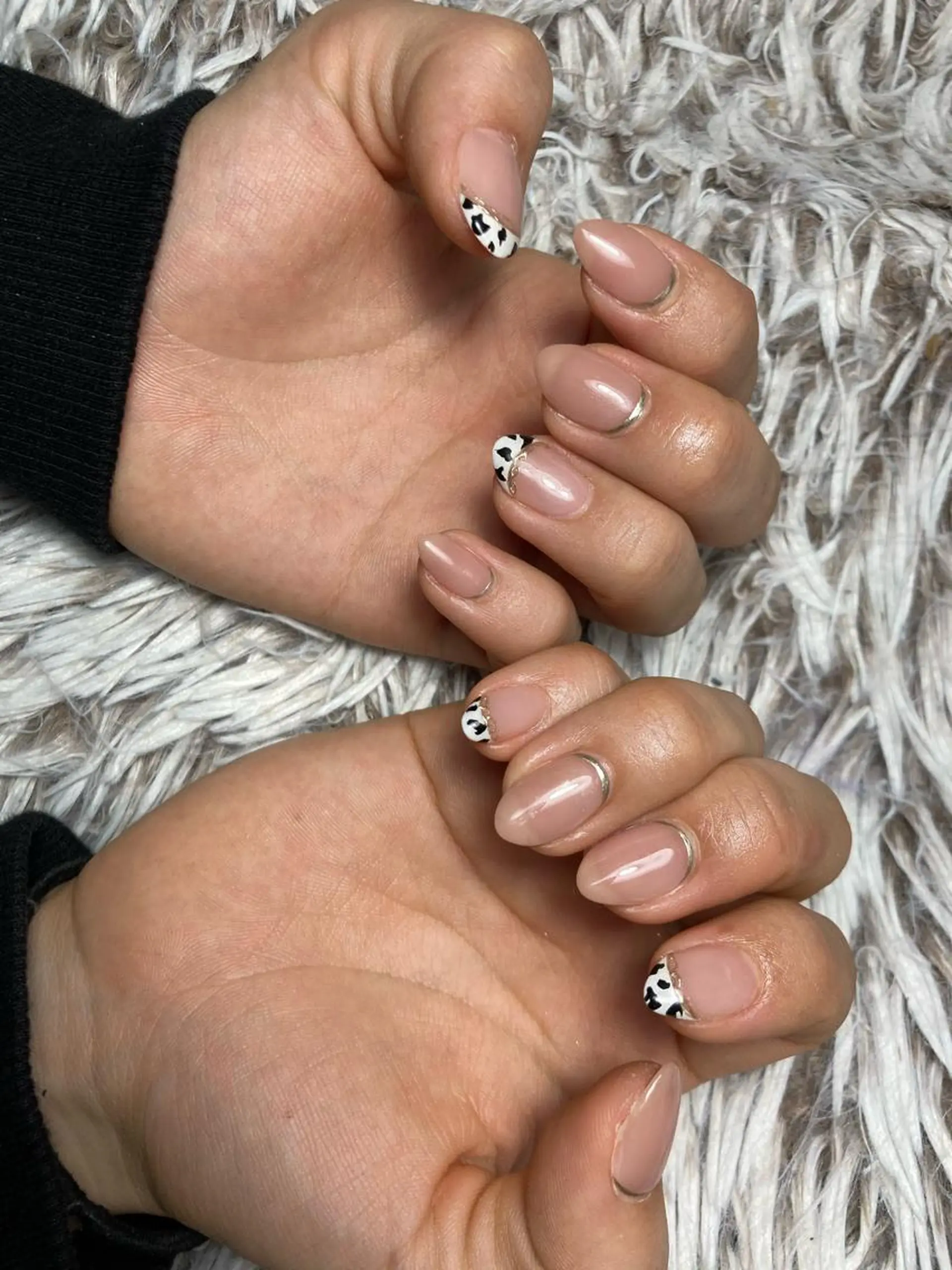 ミディアム ネイル ハンドネイル ✴︎ Delightのネイルデザイン