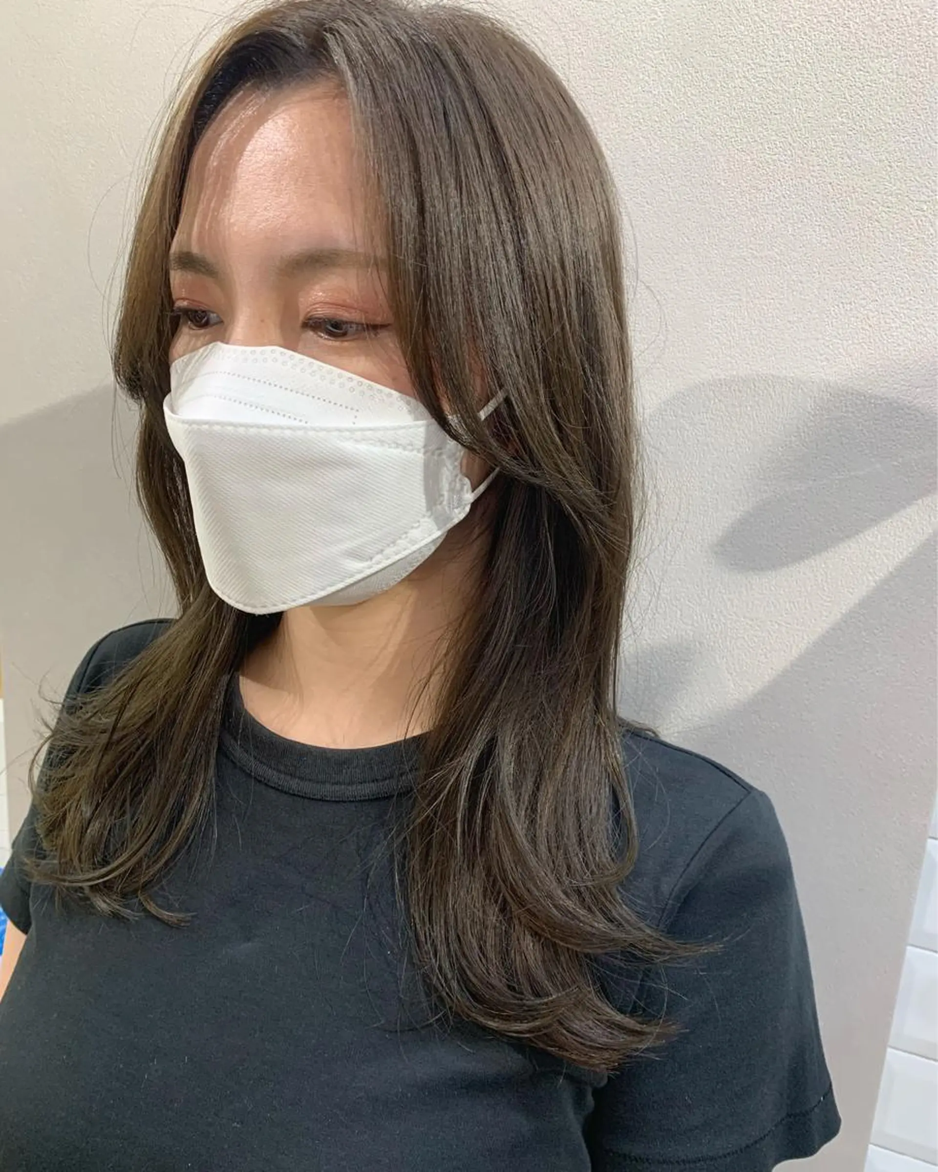 ロング カラー アッシュ アッシュグレー アッシュグレージュ 透明感カラー グレージュ hub hair レイヤー/透明感のヘアスタイル