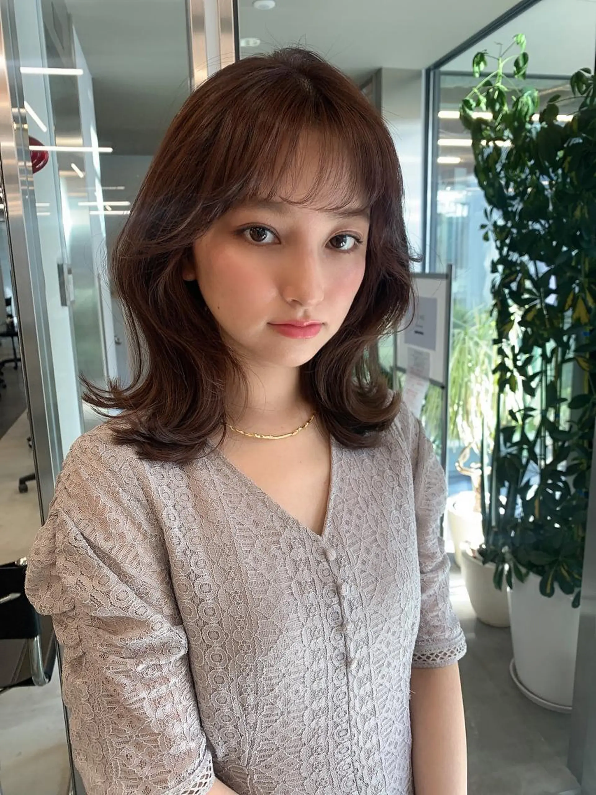 ミディアム カラー カット ヘアカラー トリートメント ヘッドスパ ヘアセット 透明感/オリーブ/ グレージュ/YUKAのヘアスタイル