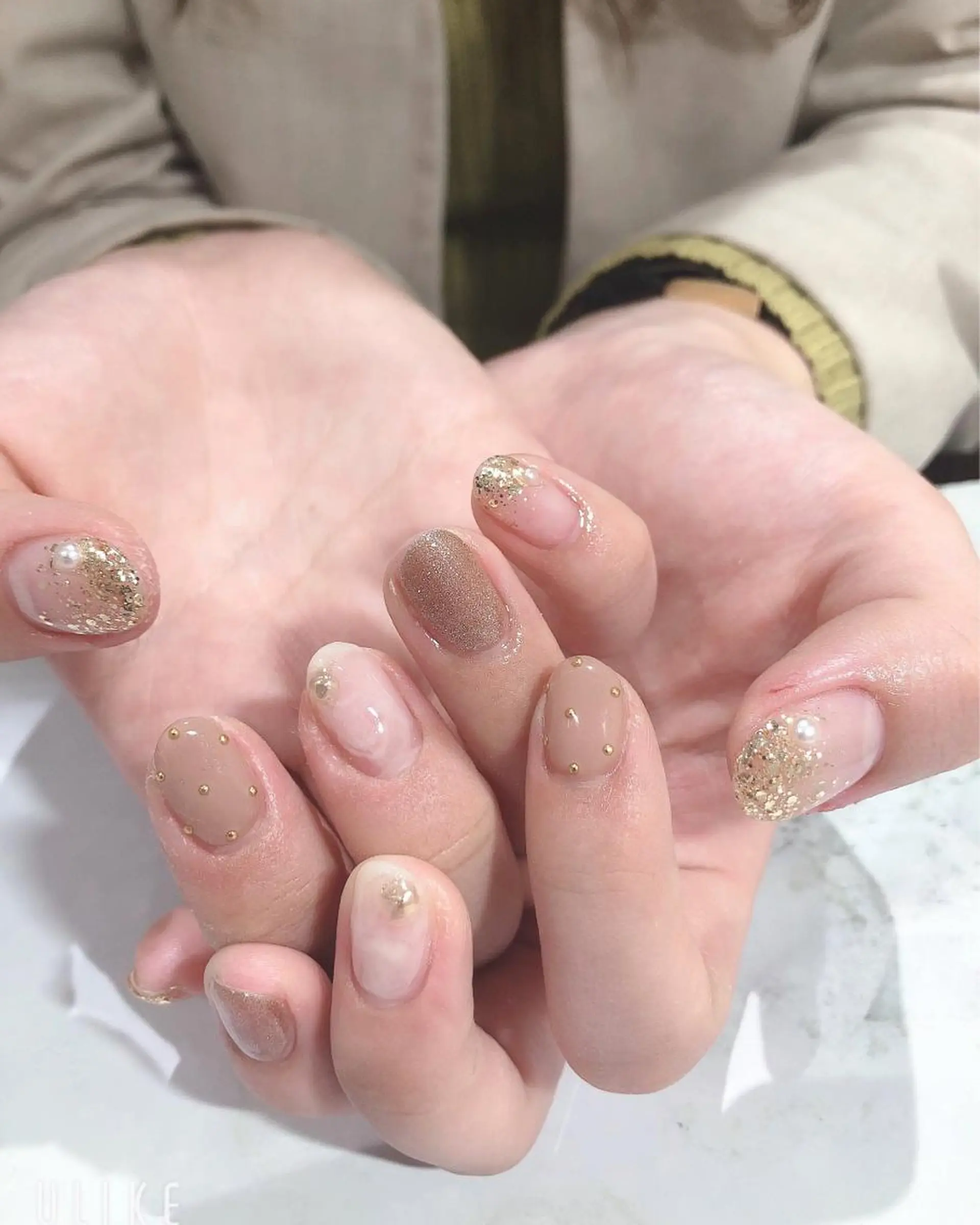 ネイル ニュアンスネイル ハンドネイル 吉野✨ ネイルデザイナー✨のネイルデザイン