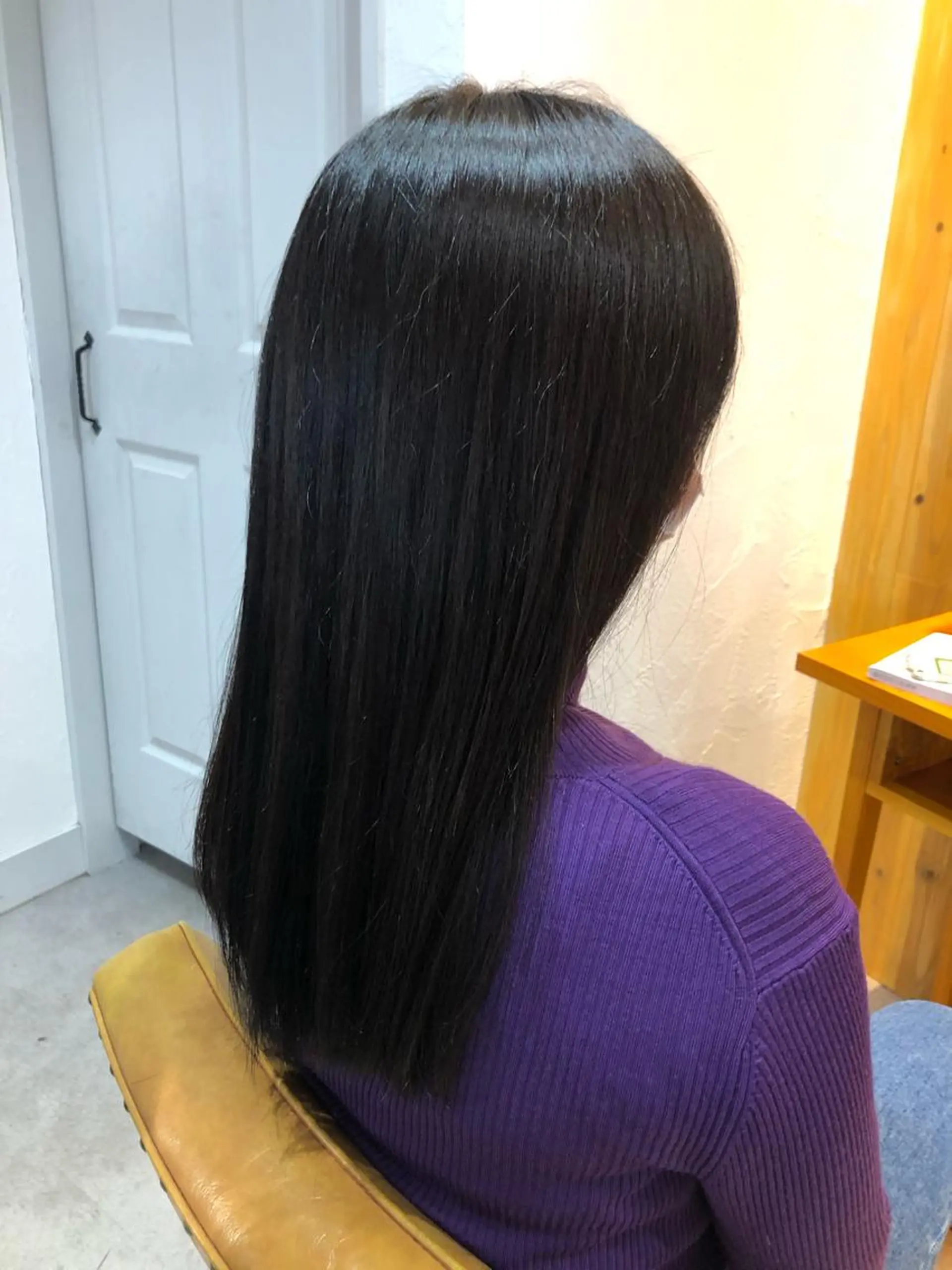 セミロング カラー 脇谷 拓弥のヘアスタイル