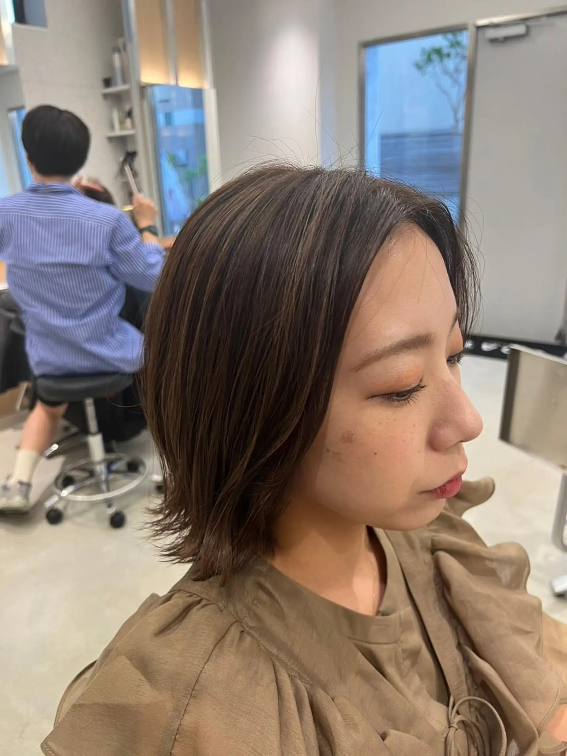 ミディアム カラー カット ヘアカラー トリートメント バレイヤージュ茅ヶ崎 オオタ カズキのヘアスタイル