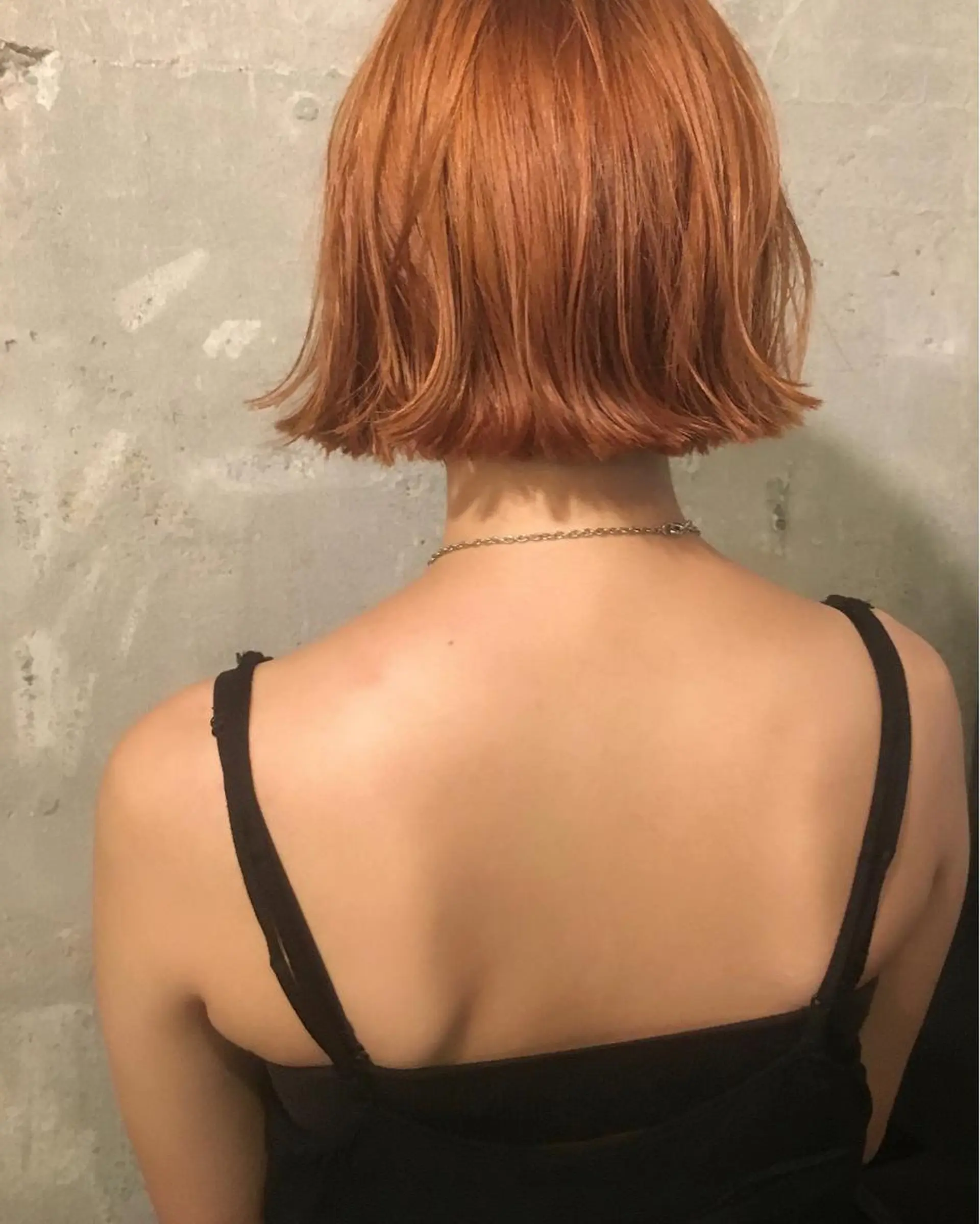 ショート カラー ベージュカラー ブリーチ オレンジ オレンジベージュ ヘアカラー トリートメント THE./ブリーチ 透感カラー/髪質改善のヘアスタイル