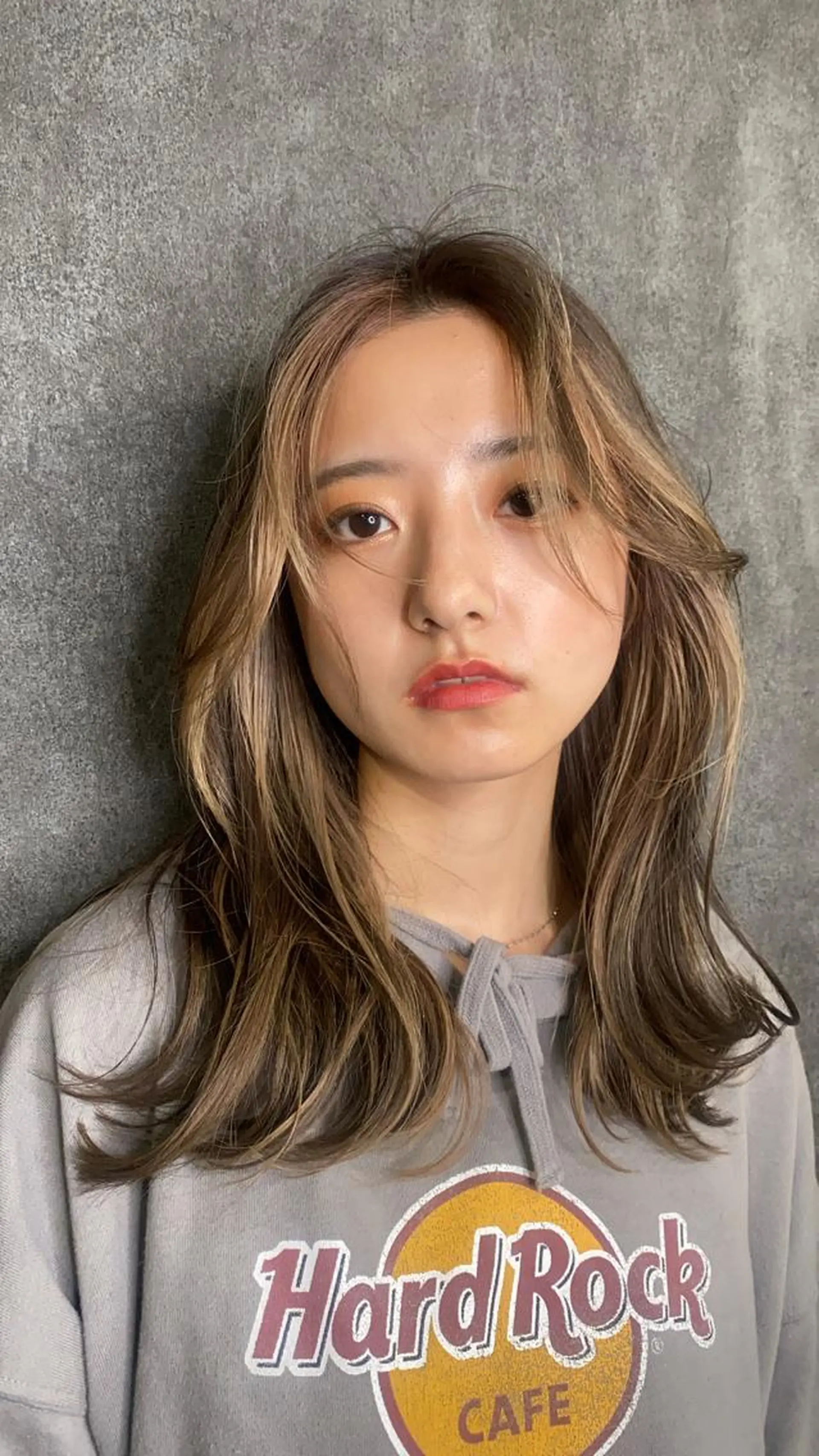 セミロング カラー パーマ ヘアアレンジ メンズ キッズ ネイル マツエク・マツパ アイブロウ カット ヘアカラー トリートメント ヘッドスパ ヘアセット foi. フォワ所属・🇰🇷韓国トレンド ヘア🇰🇷高田のヘアスタイル