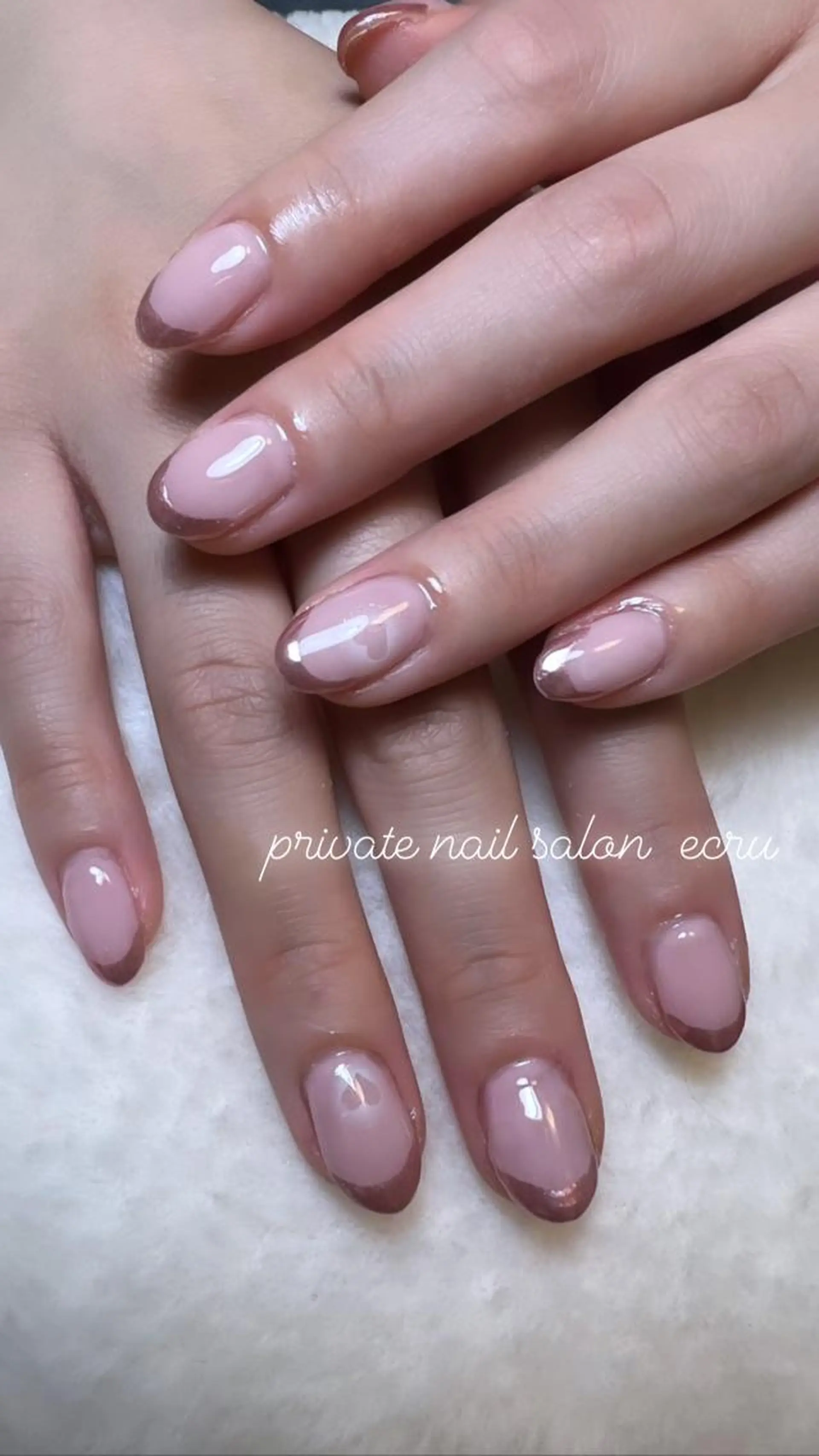 ネイル フレンチネイル ミラーネイル ハンドネイル ecru エクリュのネイルデザイン