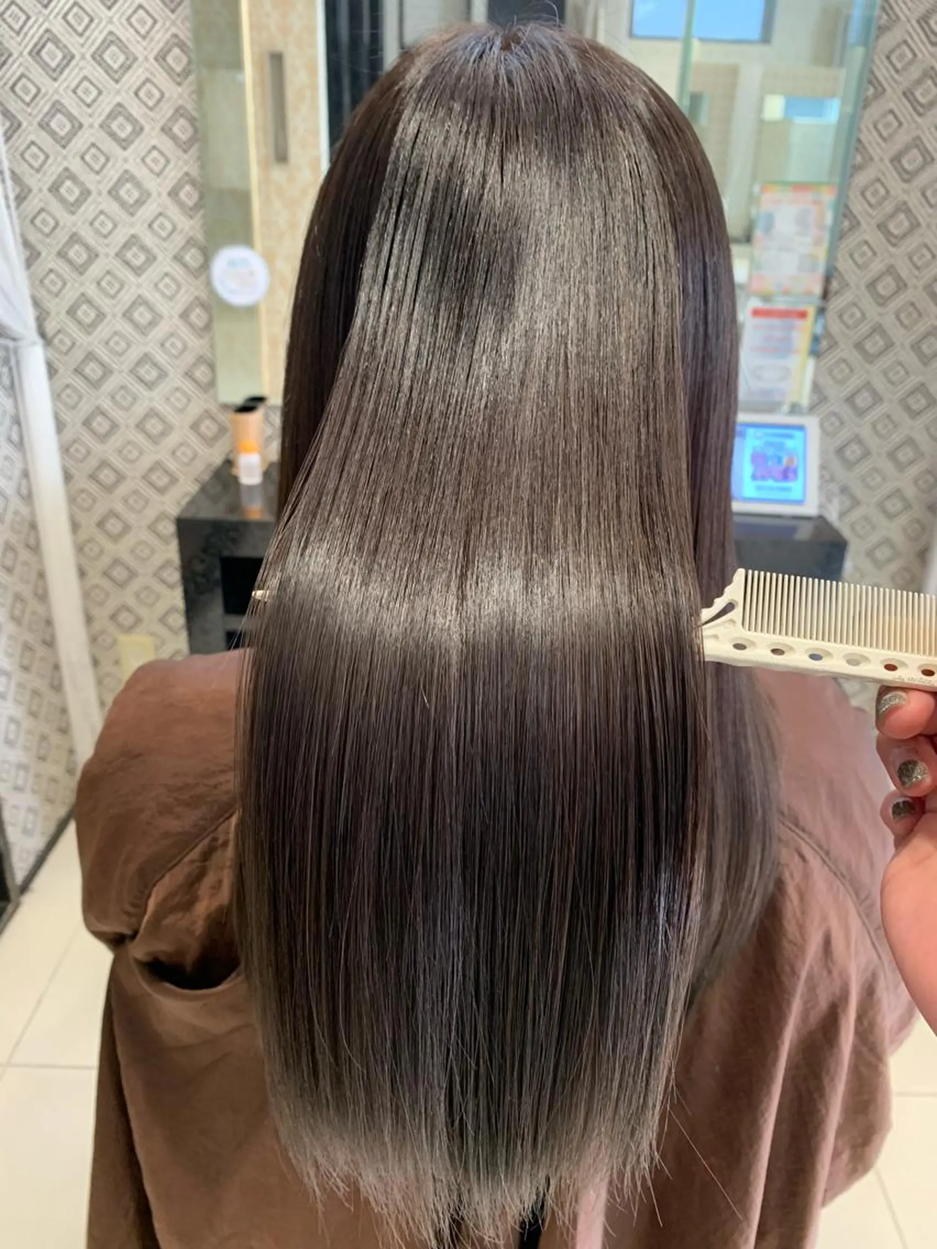 カラー カット ヘアカラー トリートメント ヘッドスパ ヘアセット ハイトーンブリーチ有 ブリーチ無しお任せのヘアスタイル