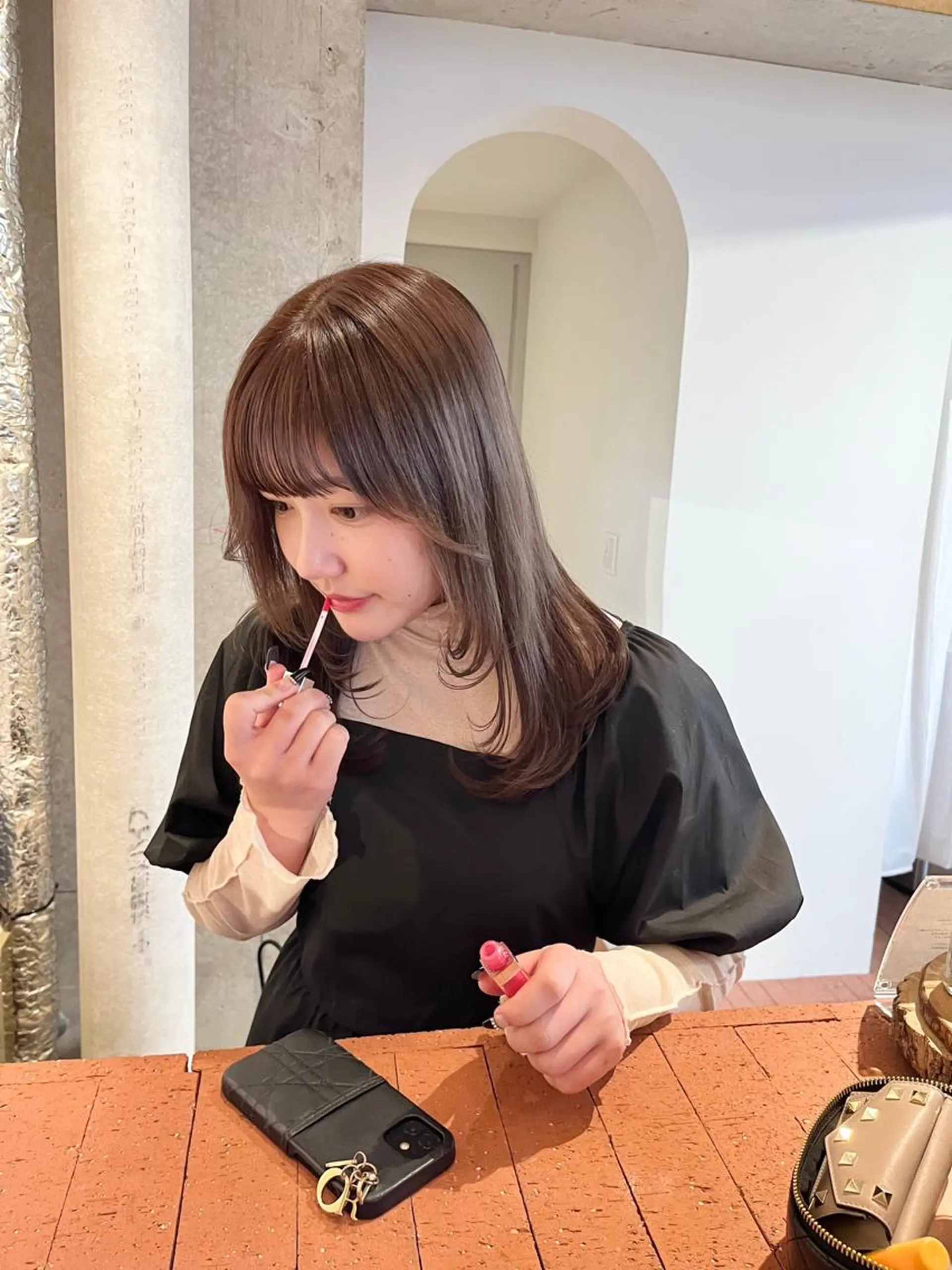 セミロング カラー ヘアアレンジ ブラウンカラー ミルクティーブラウン ヘアカラー トリートメント 🎀taro ブリーチなしカラーのヘアスタイル