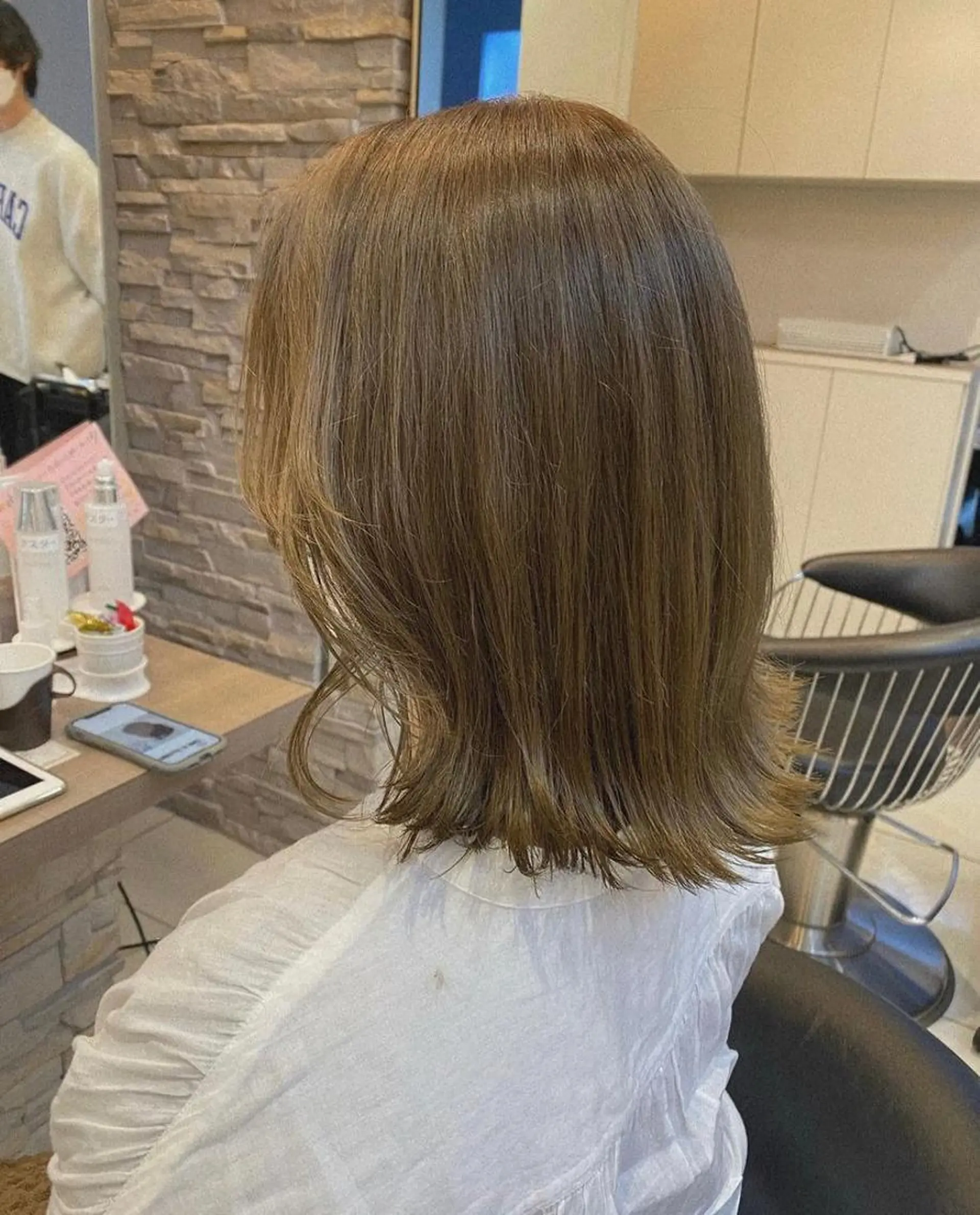 ミディアム カラー パーマ ヘアアレンジ ベージュカラー 立川🤍韓国ヘア/ レイヤー🇰🇷🖤のヘアスタイル