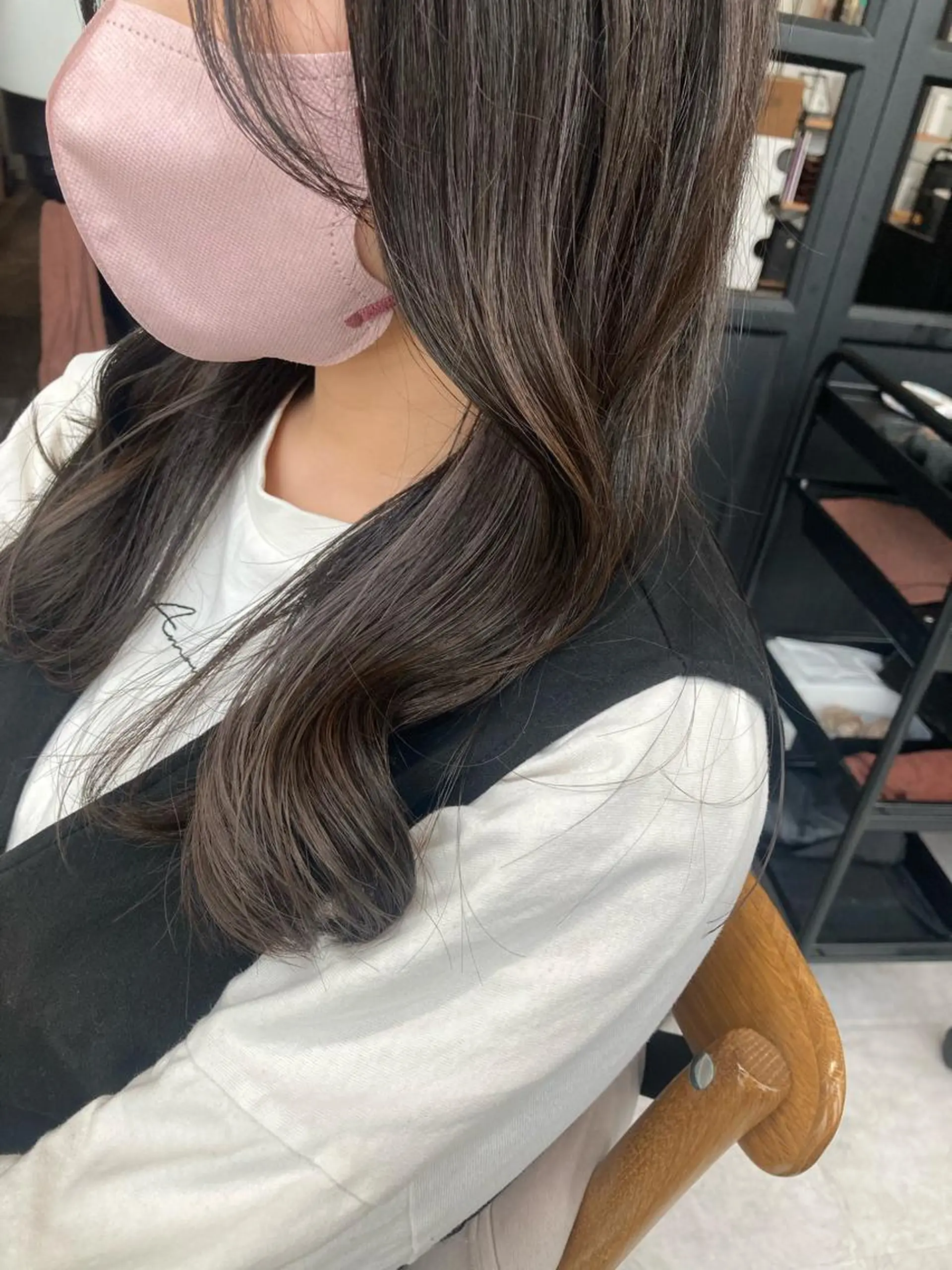 セミロング ヘアカラー トリートメント ✨色持ちの良い艶 カラー✨蟹江真世のヘアスタイル