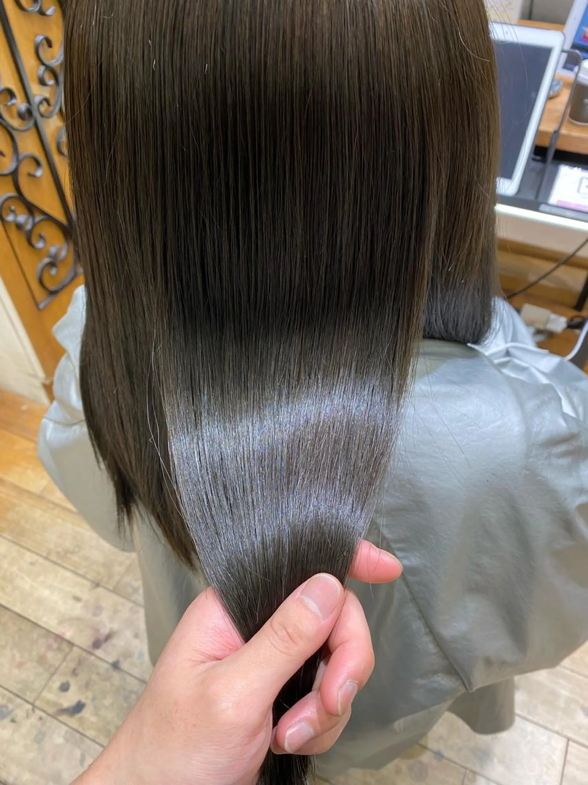 セミロング カラー パーマ バレイヤージュ ブリーチ ケアブリーチ ダブルカラー ハイライトカラー カット ヘアカラー 縮毛矯正 トリートメント 新宿✨顔周りカット 韓国ヘア/坂本亜裟海のヘアスタイル