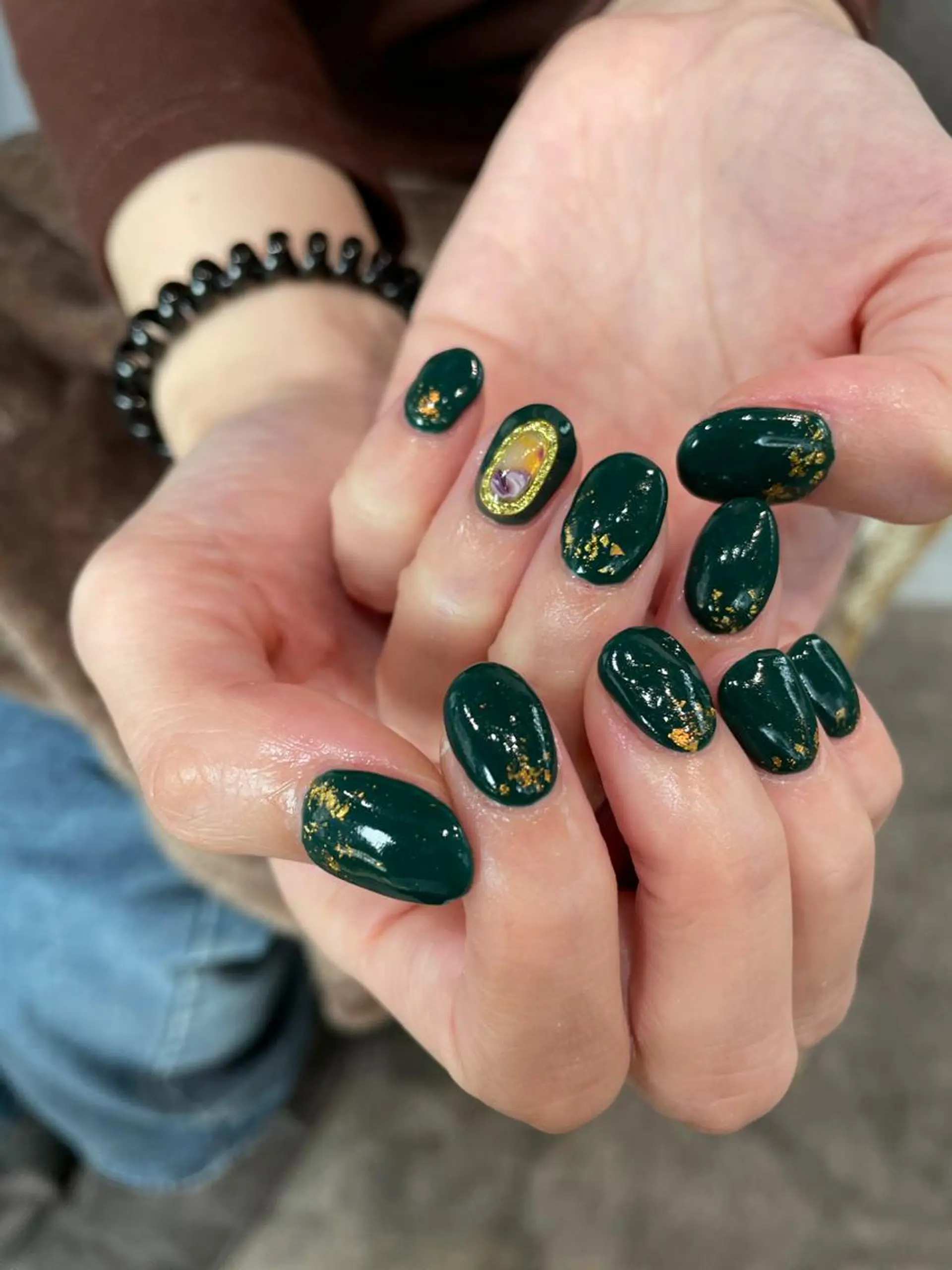 ネイル グリーン ハンドネイル ナチュラル透明感🌱 小山美樹子のヘアスタイル