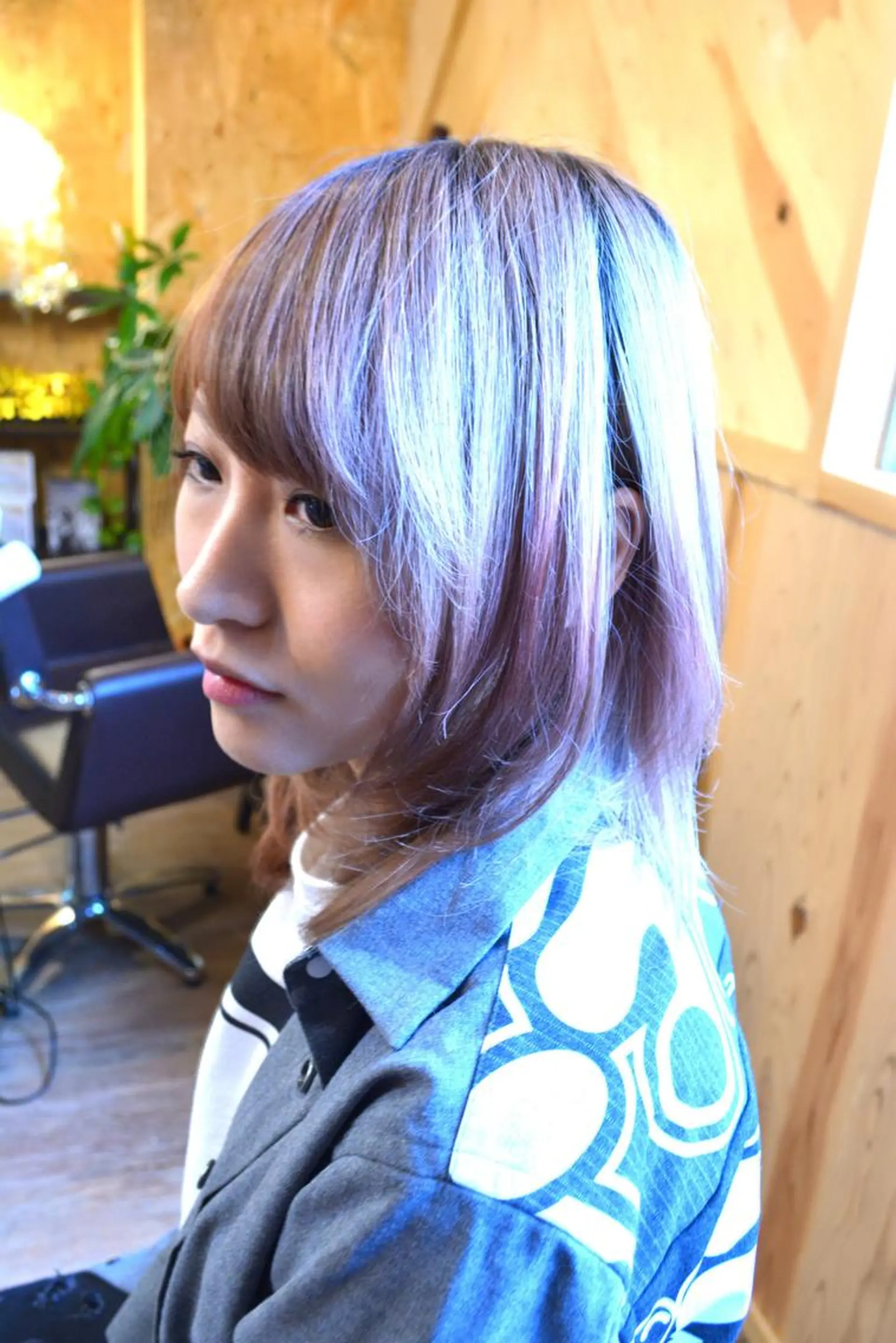 ミディアム カラー ヘアアレンジ グラデーションカラー ピンクカラー イエローカラー レイヤーカット シャギー カット パーマ ヘッドスパ belle chambreイブカのその他イメージ