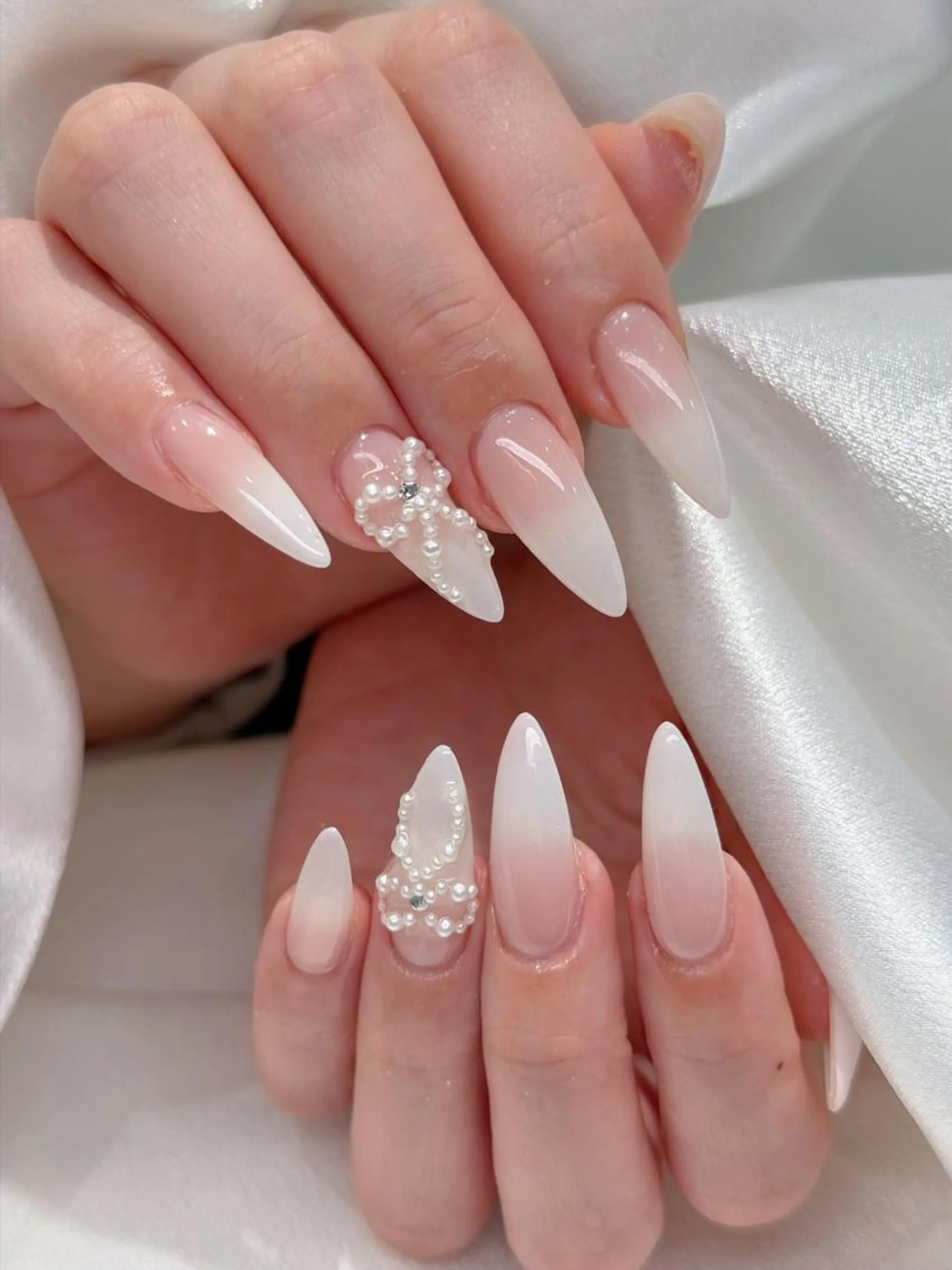 ネイル アートネイル オーロラネイル ブルー チークネイル フットネイル ハンドネイル NAILS168 チップ長さ出し専門店のネイルデザイン