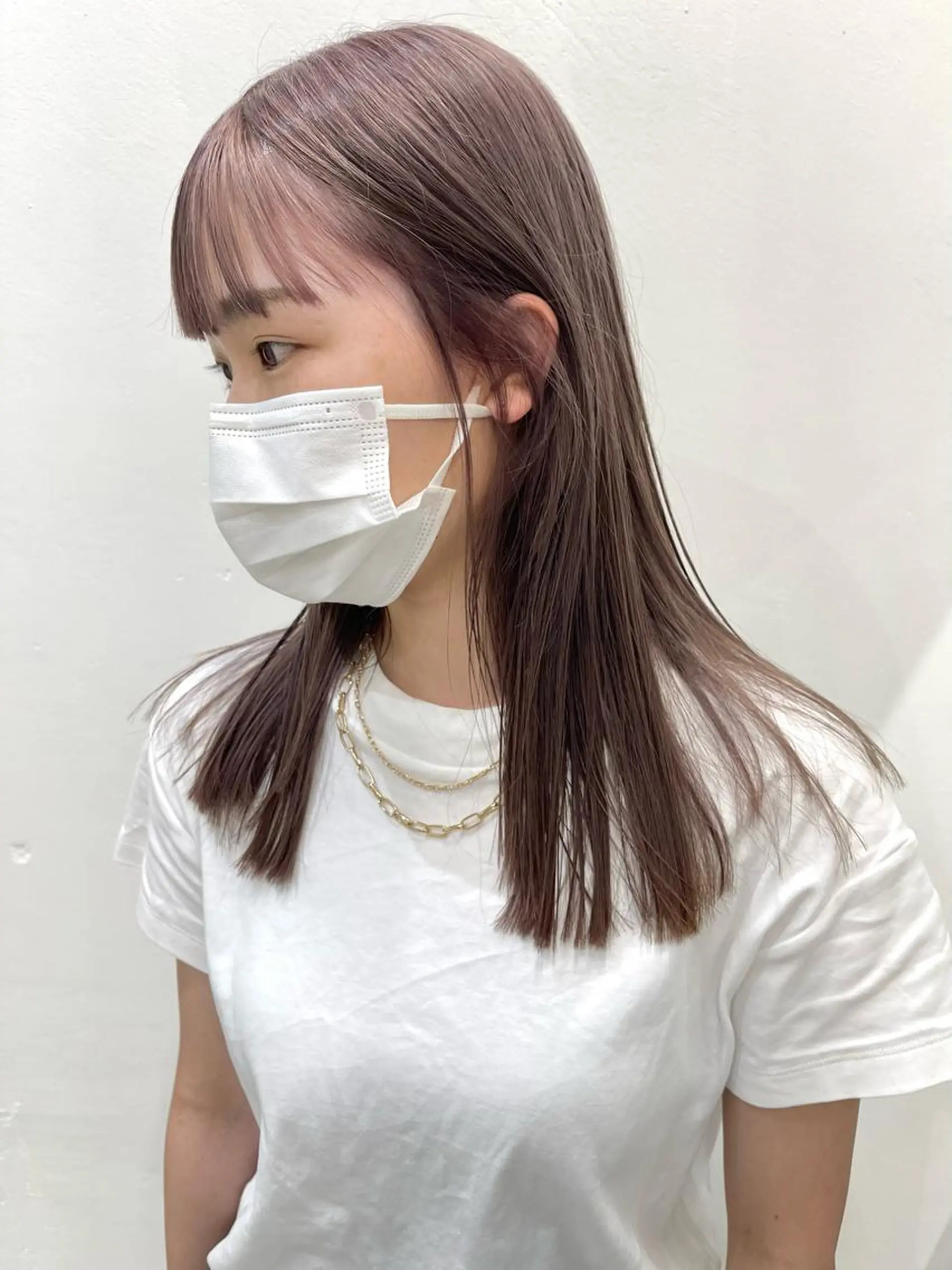 カラー ニシオカ タクヤのヘアスタイル