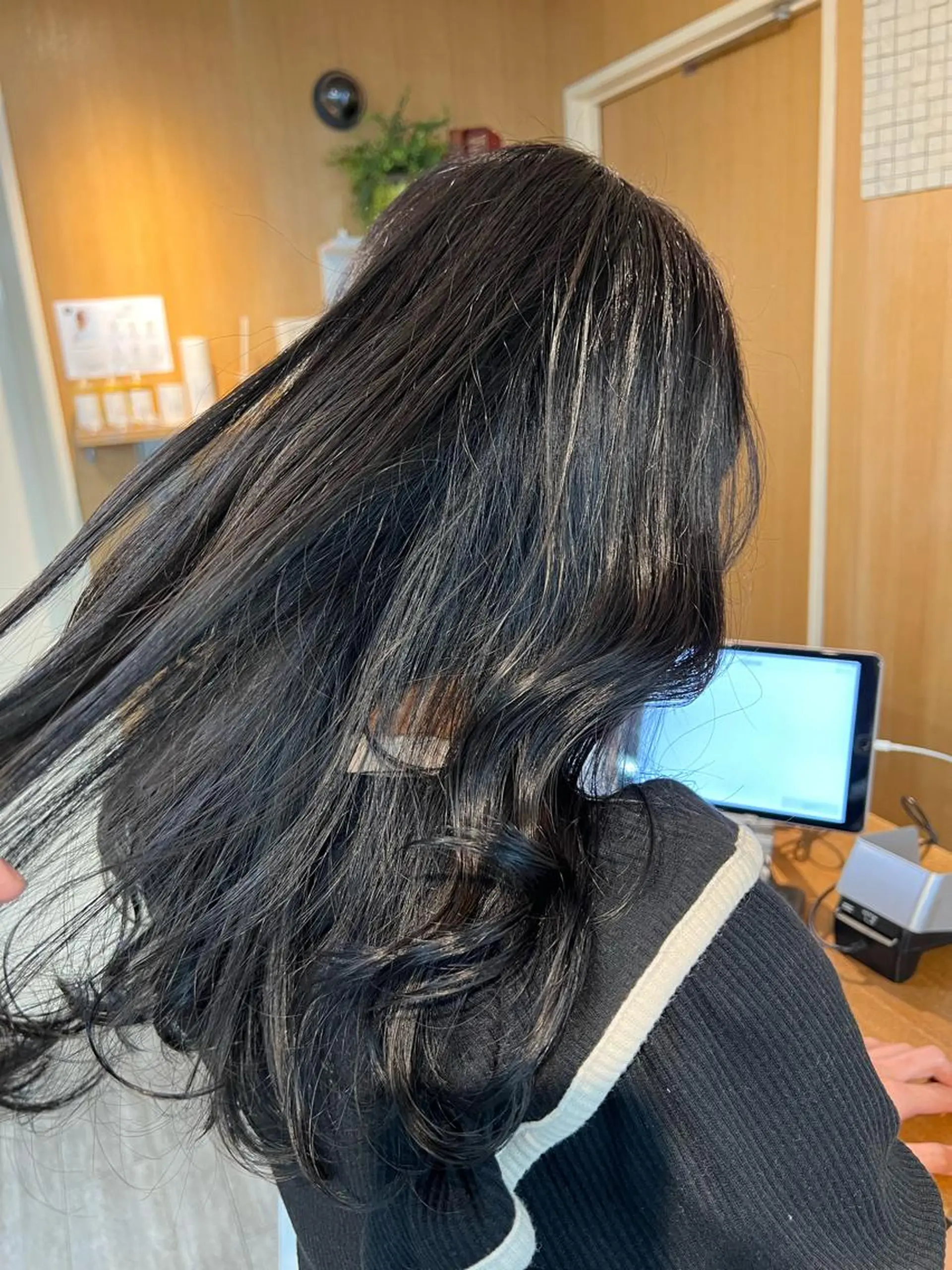 ロング カラー 透明感カラー ゆうだいのヘアスタイル