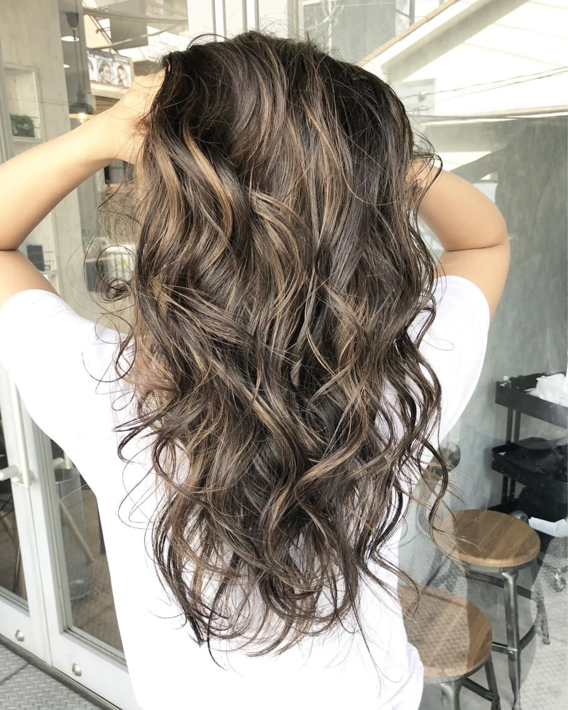 ロング カラー ハイライトカラー ハイライト レイヤーカット BLend 渋谷のヘアスタイル