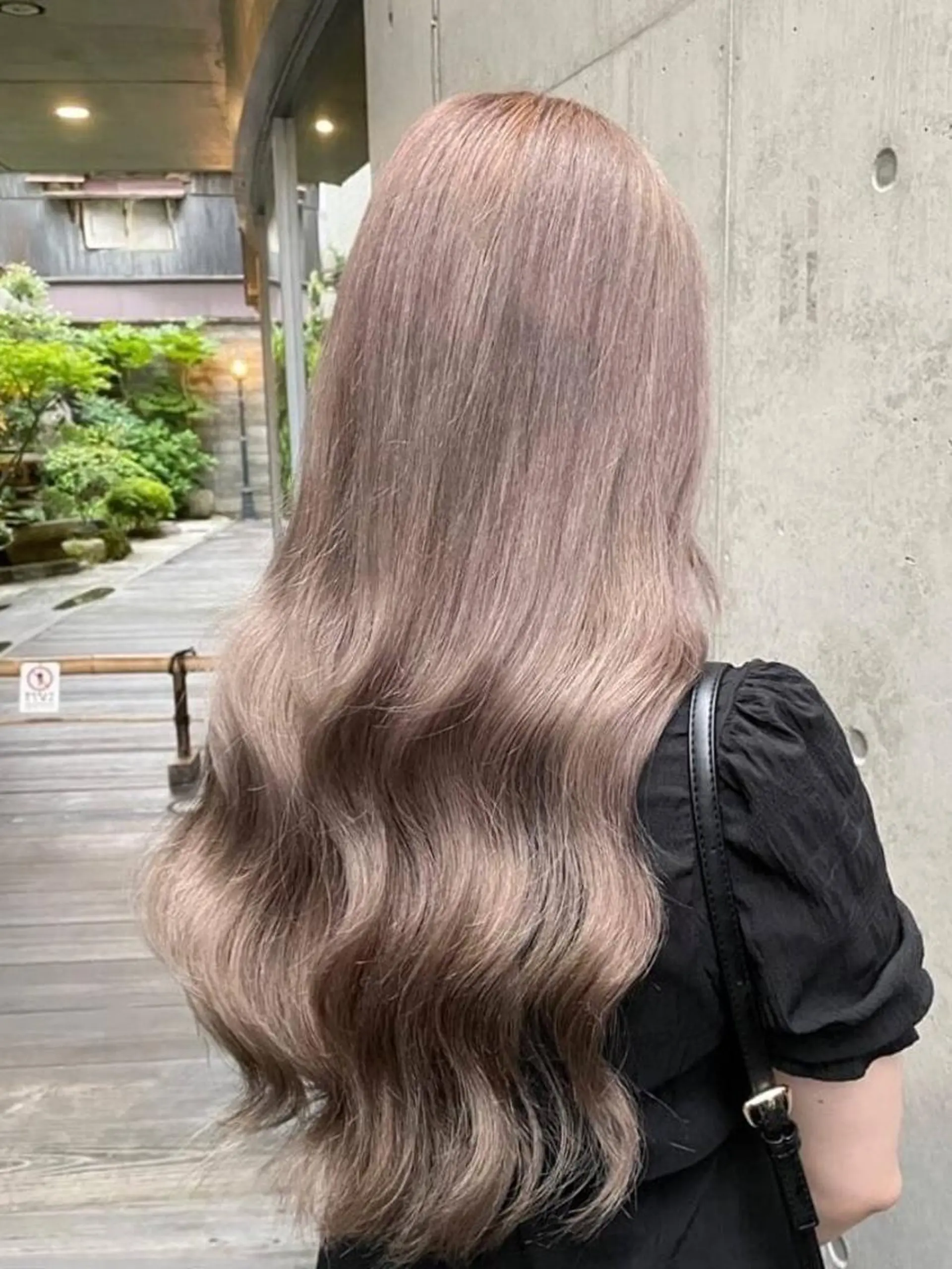 カラー ヘアアレンジ ロング シールエクステ アディクシーカラー バレイヤージュ ブリーチ ケアブリーチ MISAKIエクステ ブリーチ\5900のヘアスタイル