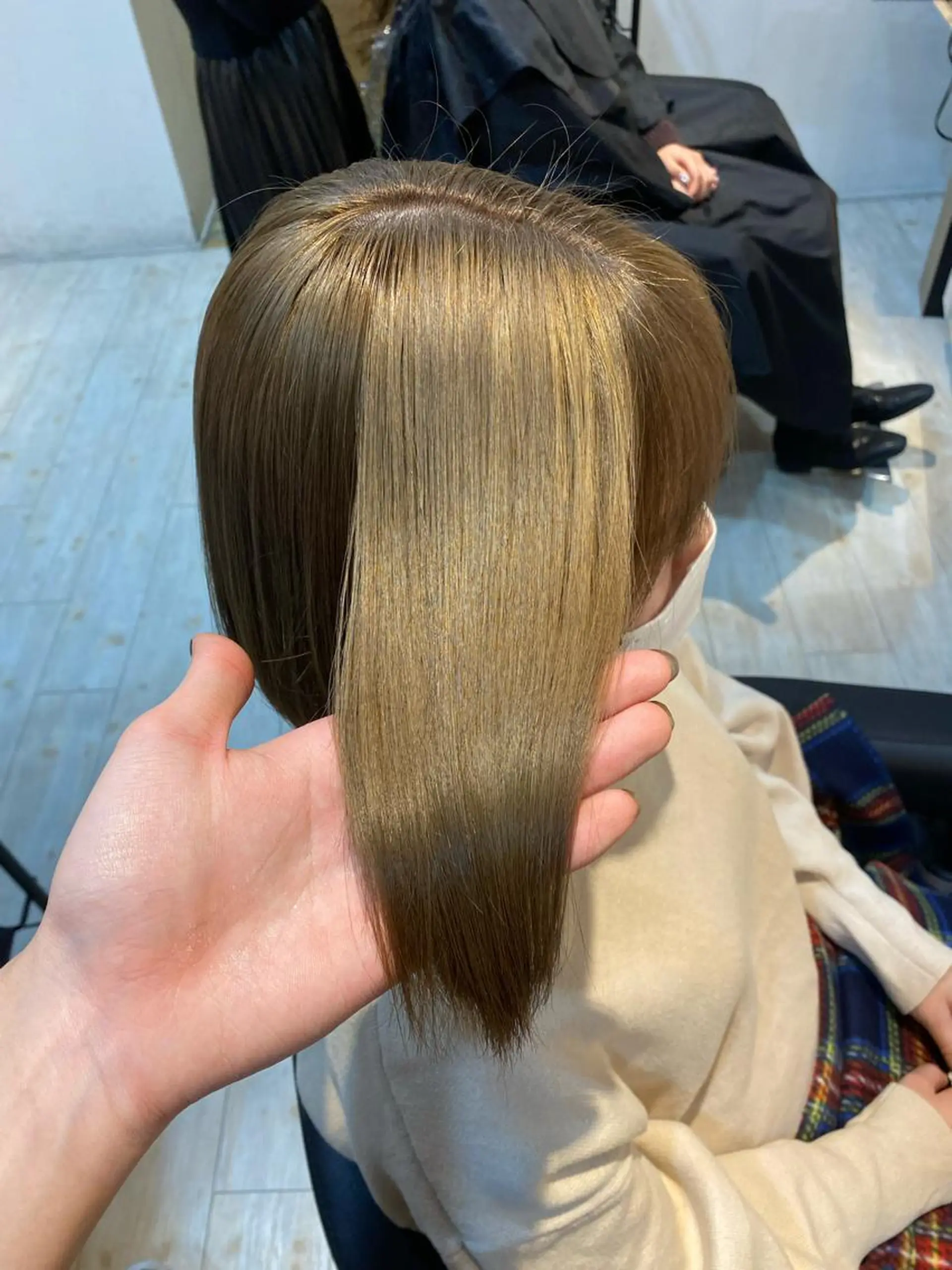 ミディアム カラー ベージュカラー 鈴木/ミルクティー/ ブリーチ/ボブ/のヘアスタイル