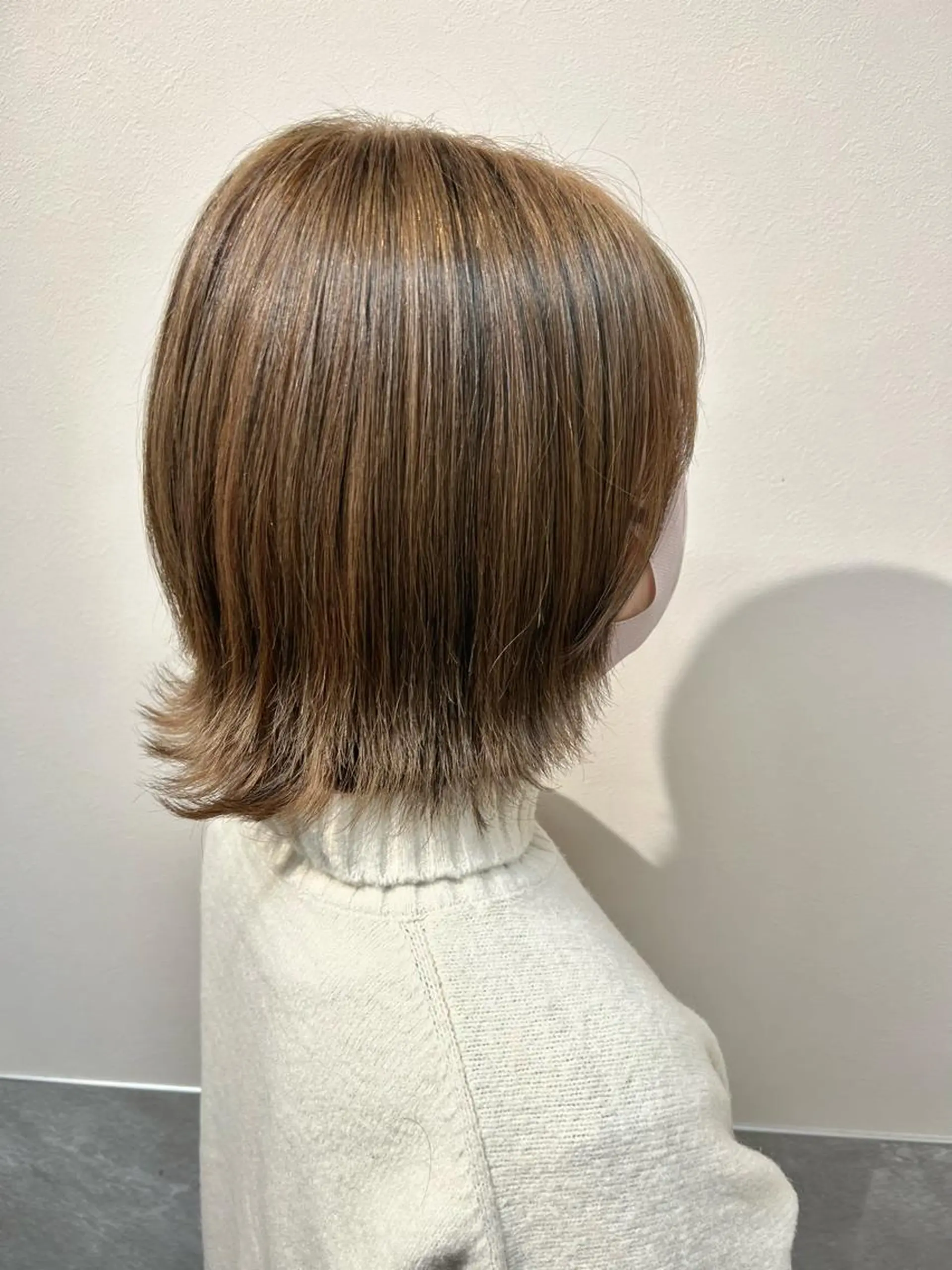 ミディアム カラー カット ヘアカラー トリートメント 西 めぐみのヘアスタイル