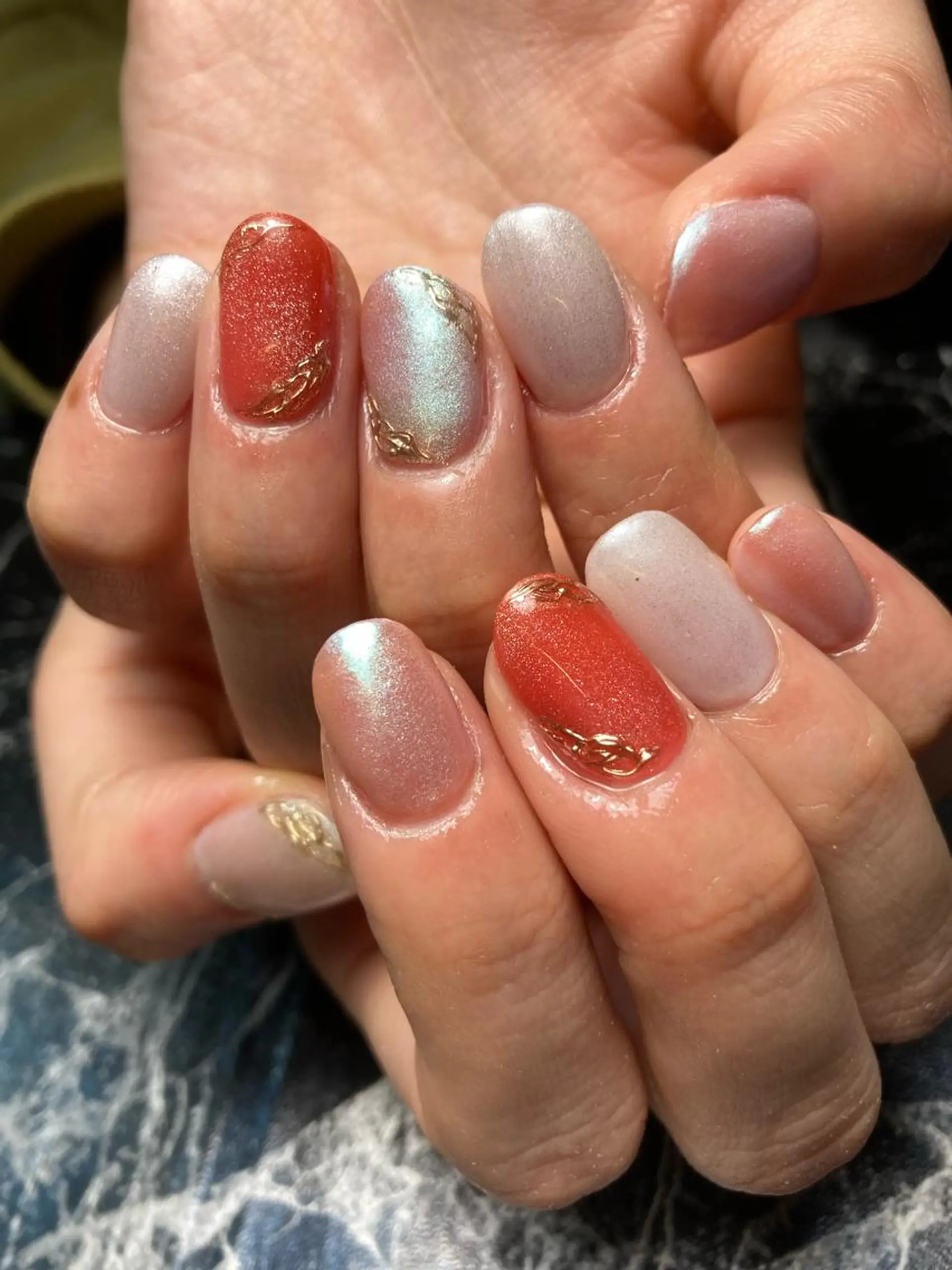 ショート ネイル ハンドネイル ✴︎ Delightのネイルデザイン