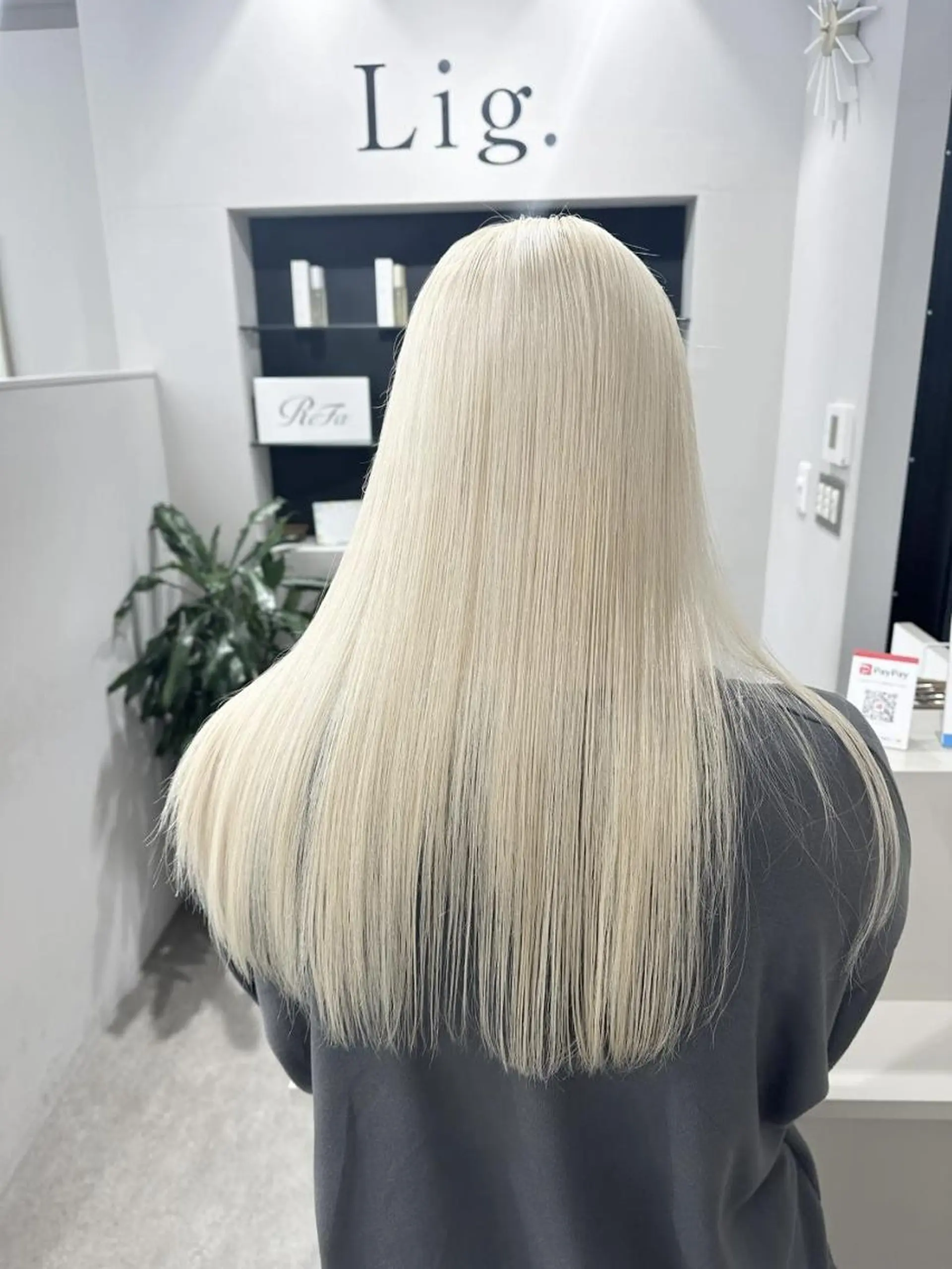 セミロング カラー ✨【公式】 juhl.横浜✨のヘアスタイル