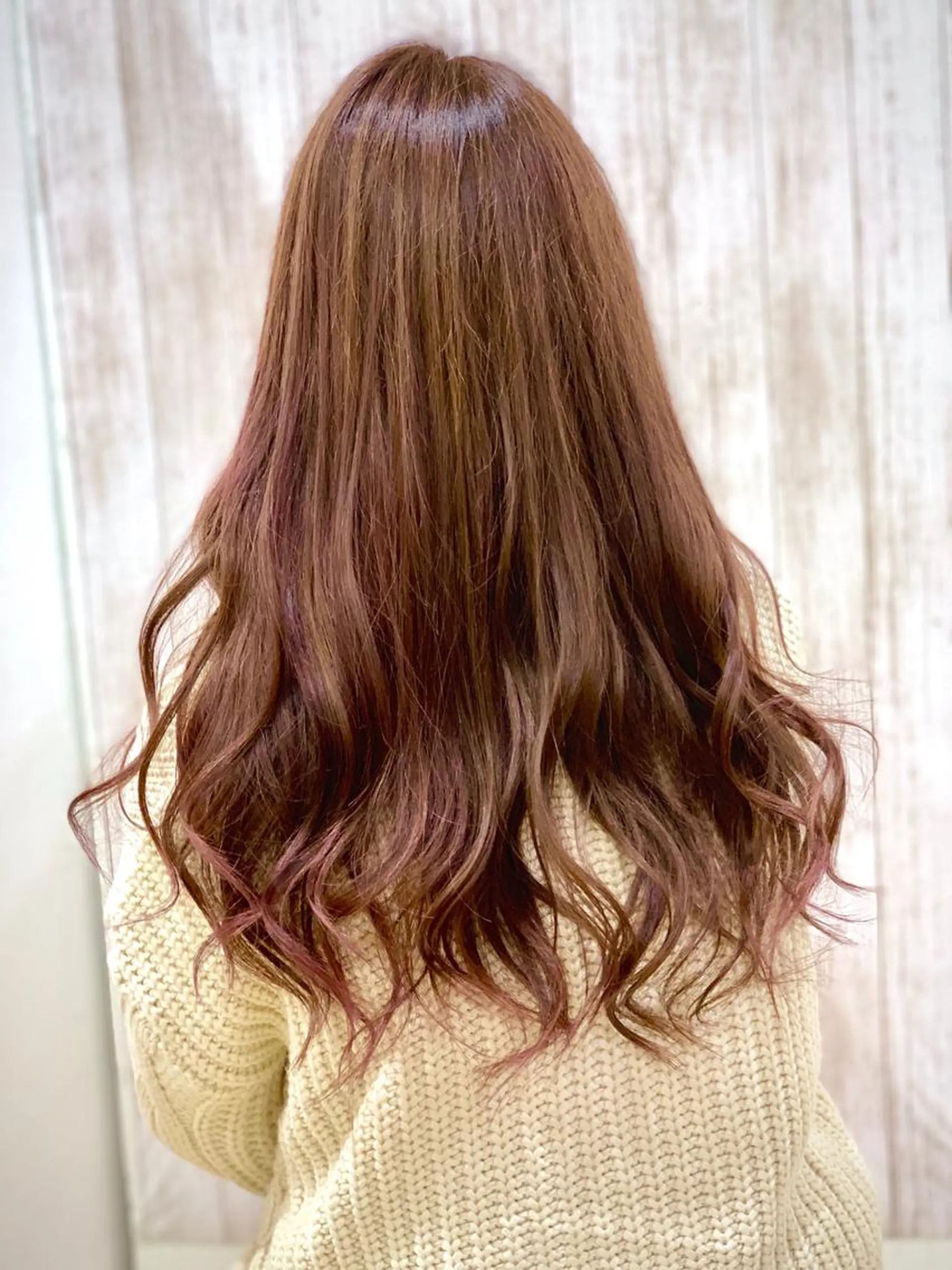 セミロング カラー ピンクカラー 石沢 知康のヘアスタイル