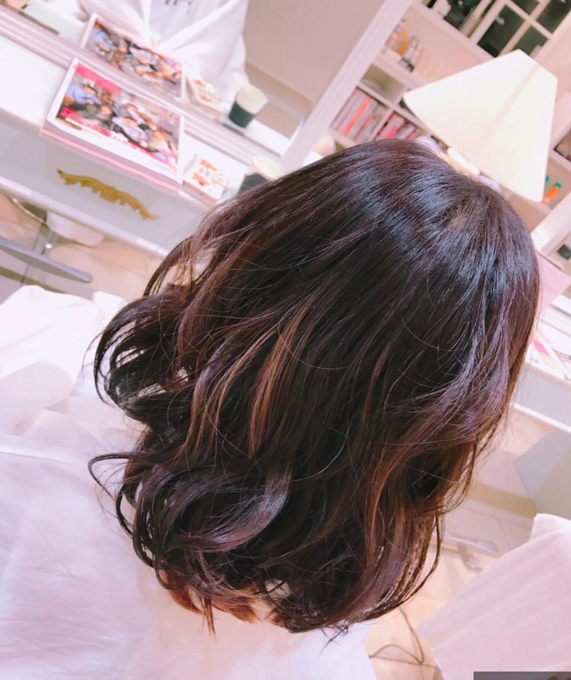 ミディアム カラー ヘアアレンジ ハイライトカラー ハイライト Miku❇️ フェイスレイヤーのヘアスタイル