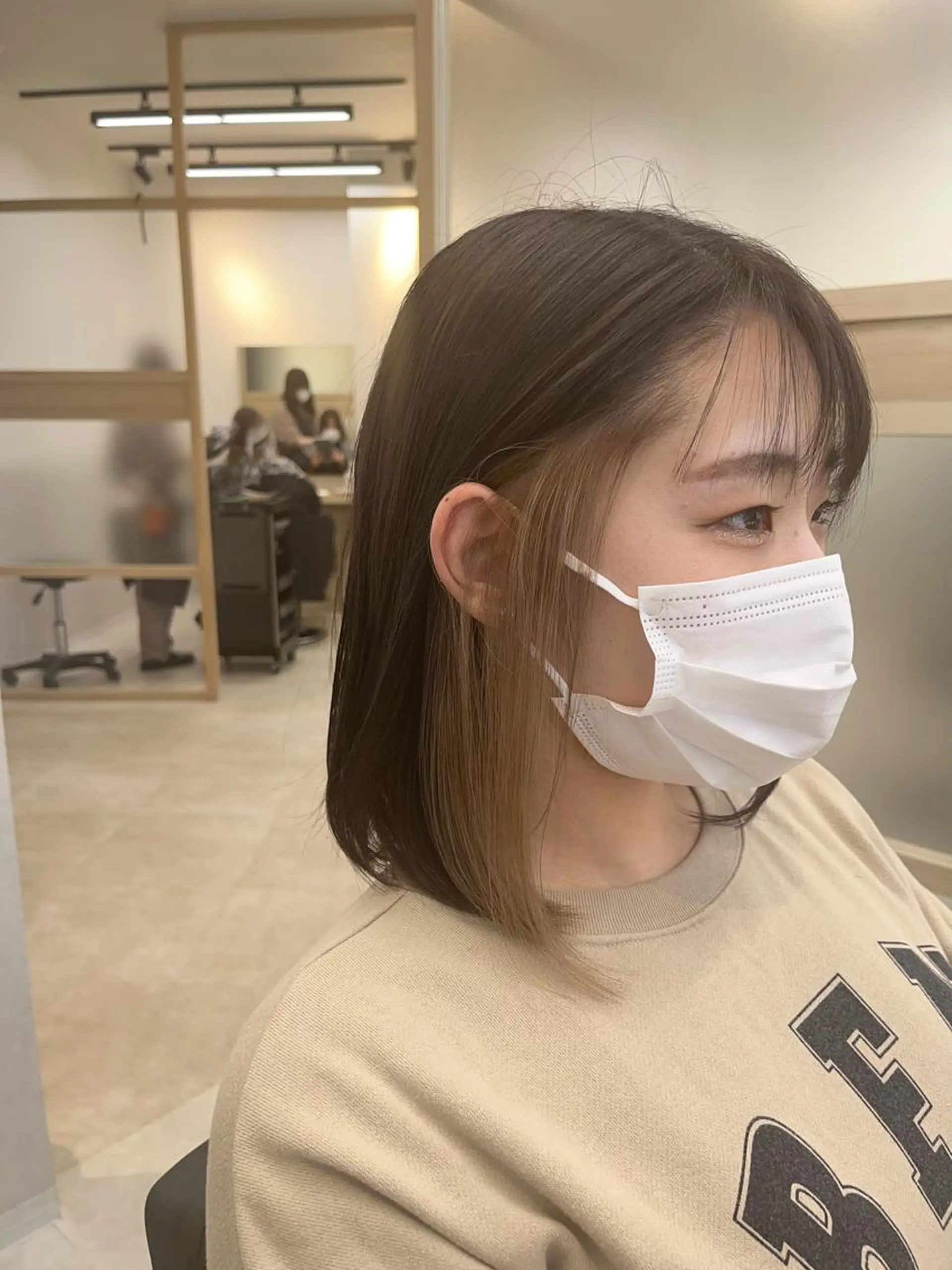 ミディアム カラー ベージュカラー インナーカラー 天野 涼のヘアスタイル