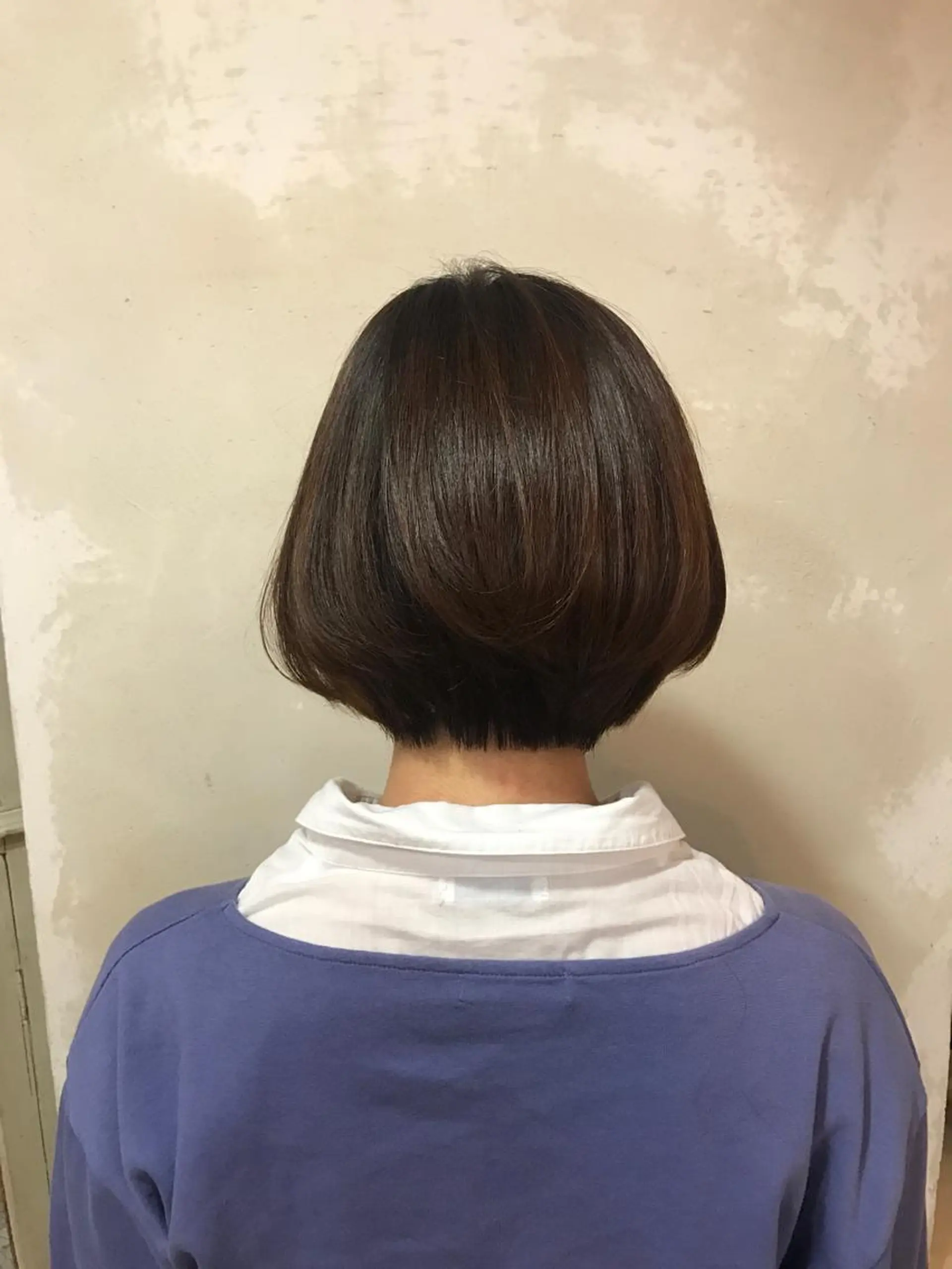 ショート ボブ レイヤーカット✂︎池 袋個室サロンkumaのヘアスタイル