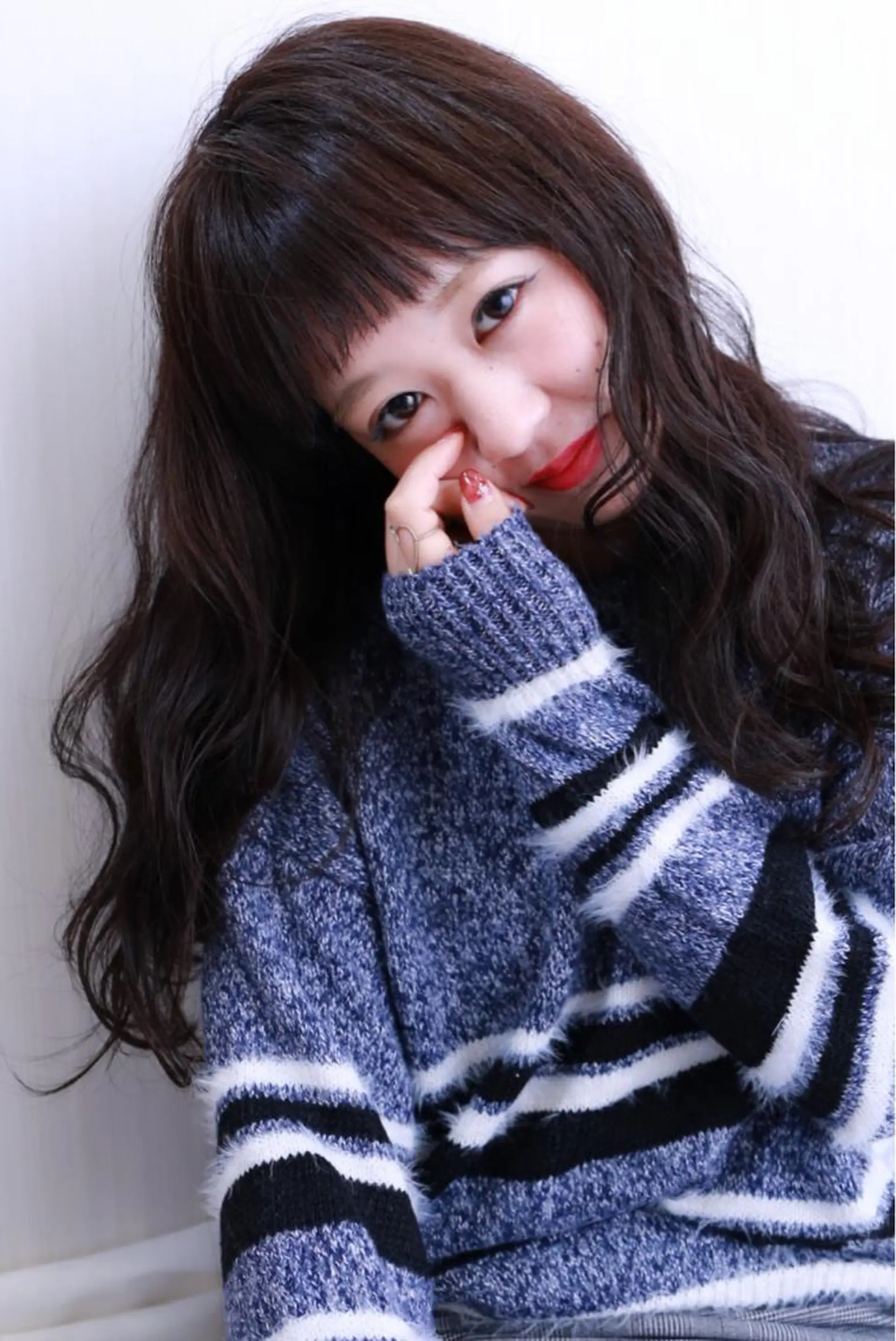 ロング カラー パーマ ヘアアレンジ IVY joure Suzu.のヘアスタイル