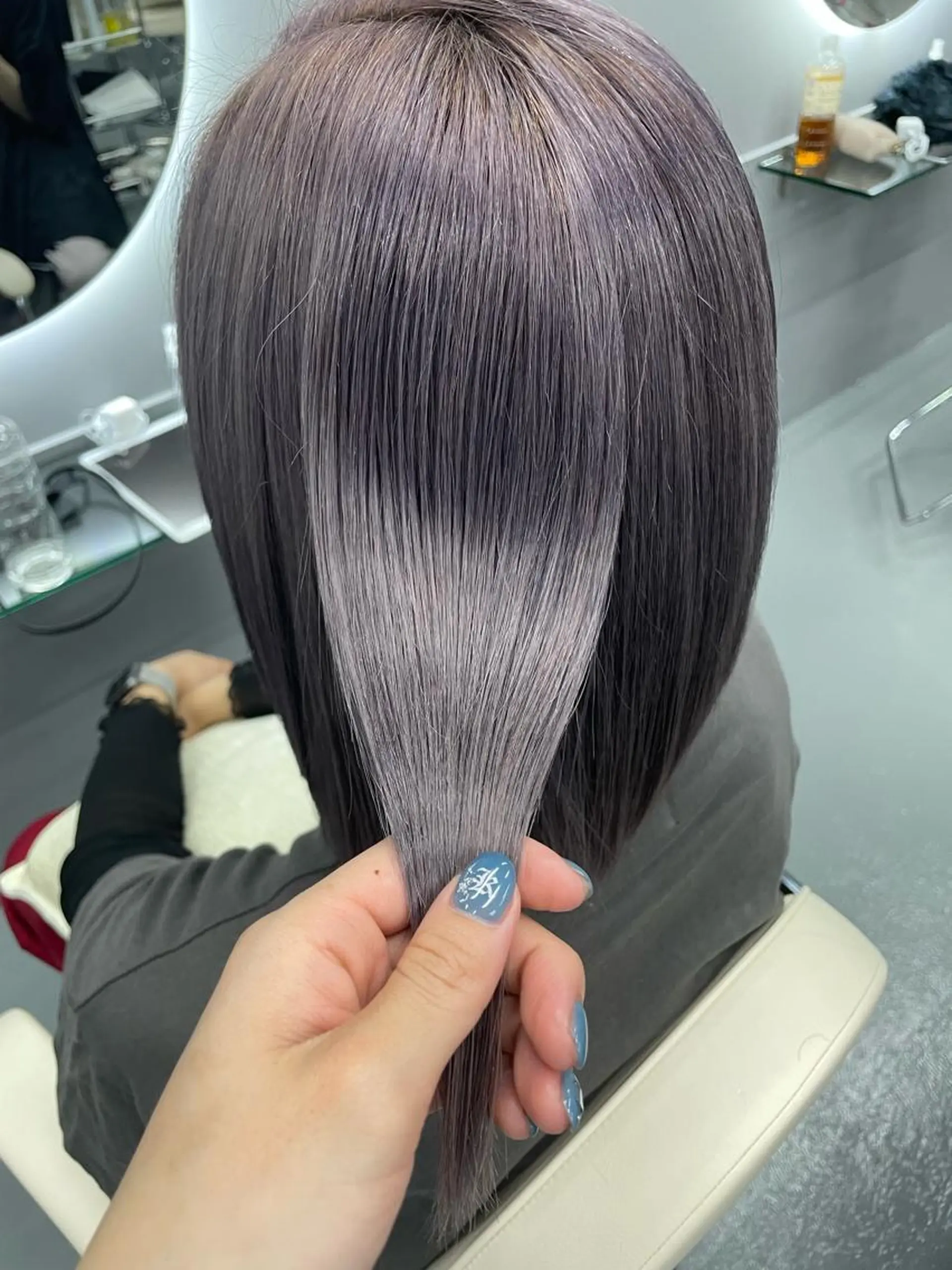 カラー 透明感カラー ラベンダーカラー miu .のヘアスタイル