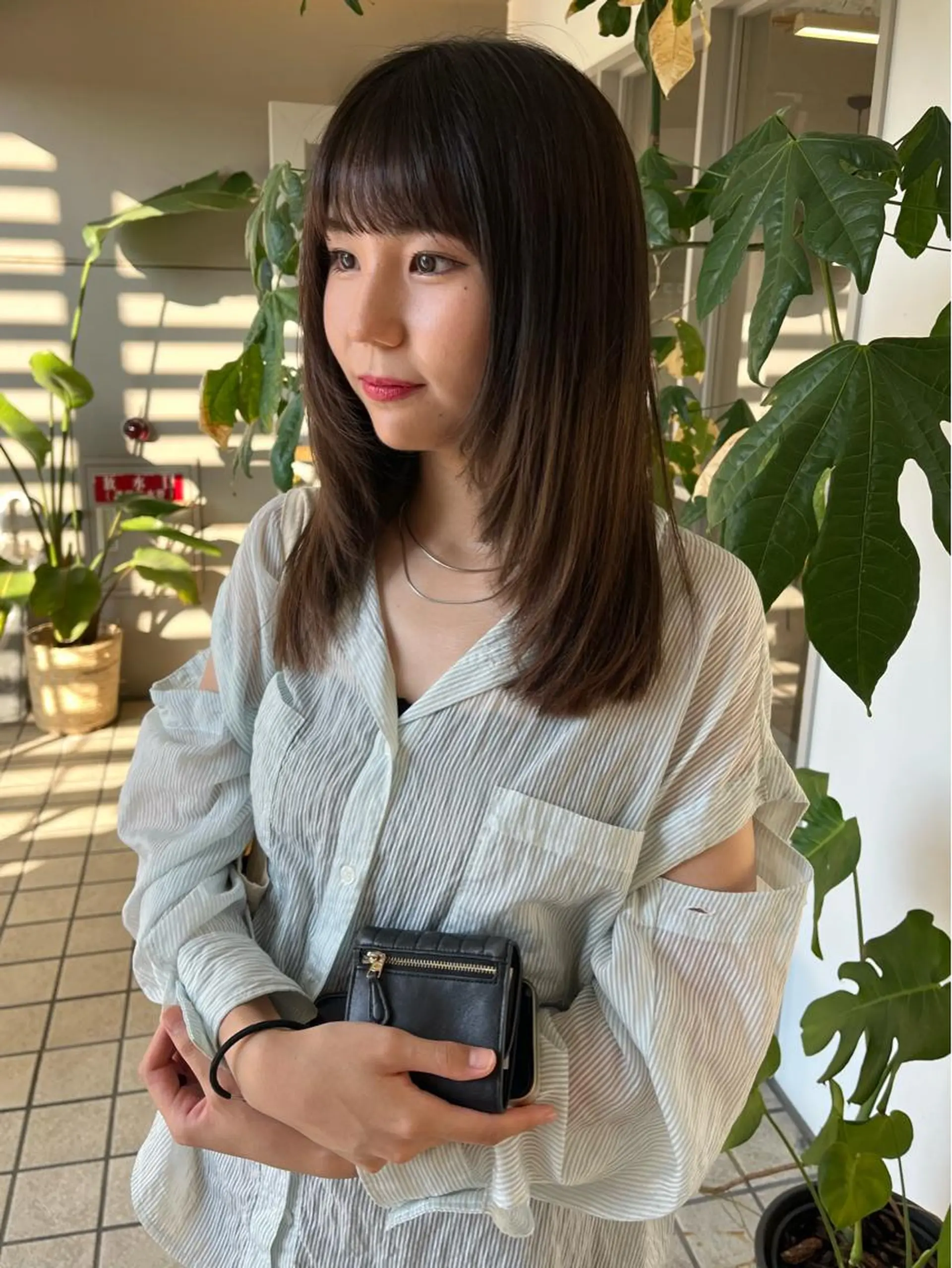 ミディアム ヘアアレンジ ミディアムパーマ ボブ くびれヘア 顔まわりレイヤー ハイライト カット umu.［韓国ヘア /ダウンパーマ］のヘアスタイル