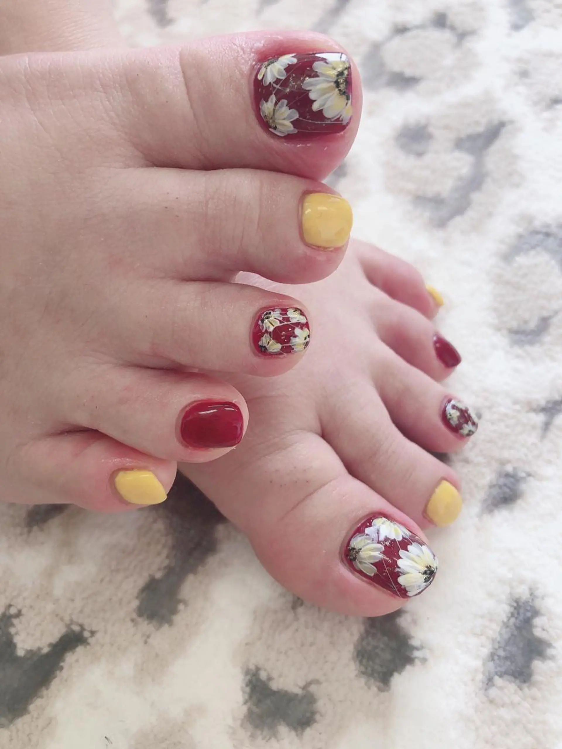 ネイル Flowerネイルサロン所属・. yukiのネイルデザイン