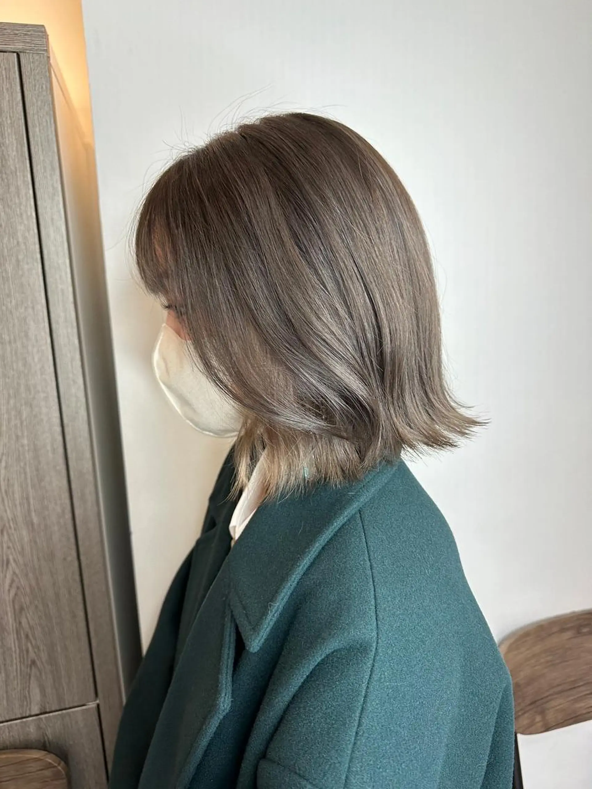 セミロング カラー パーマ ヘアアレンジ アディクシーカラー アッシュ バレイヤージュ ベージュカラー ブリーチ newi grande 横浜店のヘアスタイル