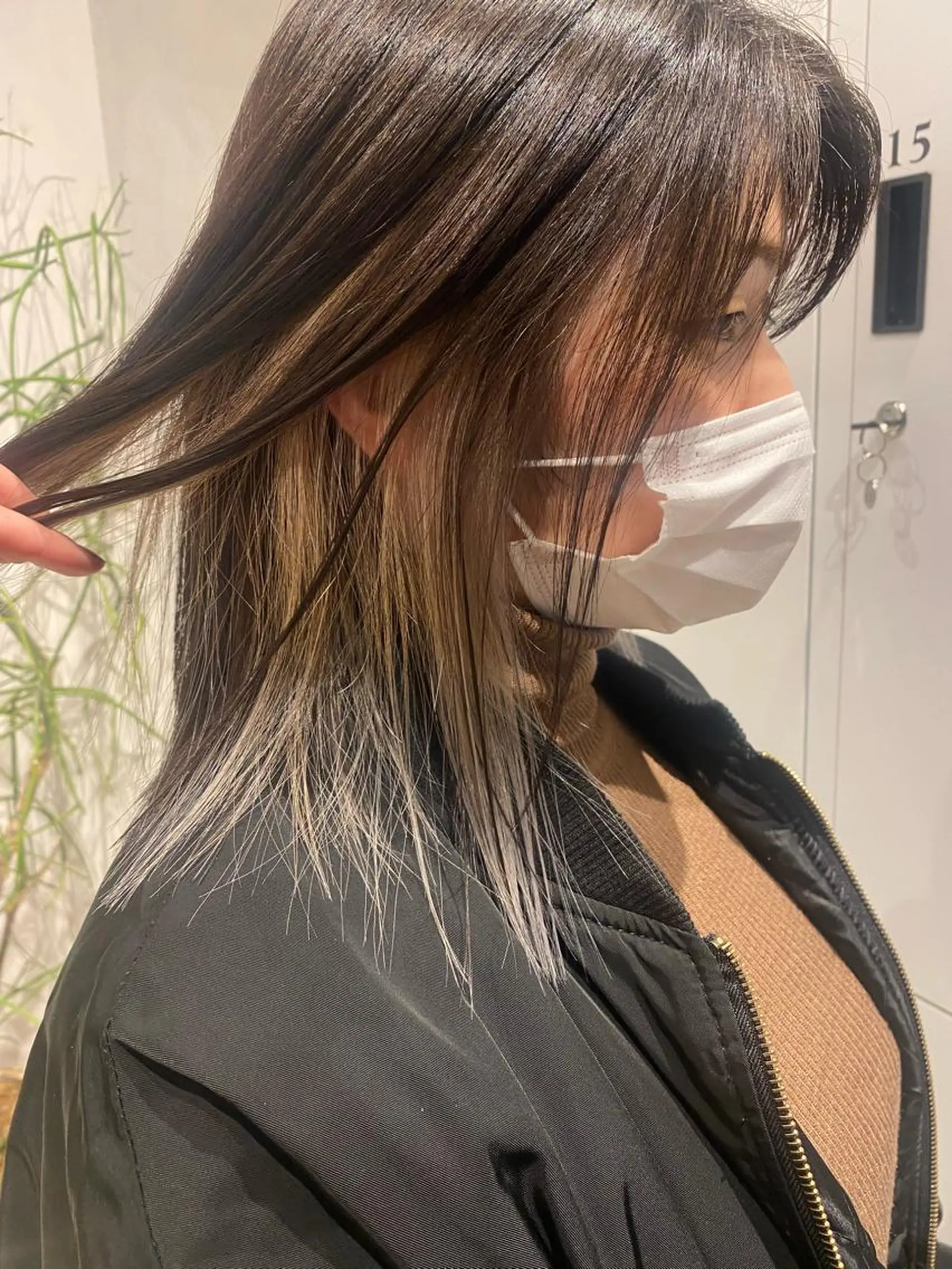 ミディアム カラー ヘアカラー トリートメント デザインカラー/パー マ🦖外岡咲希🦖のヘアスタイル